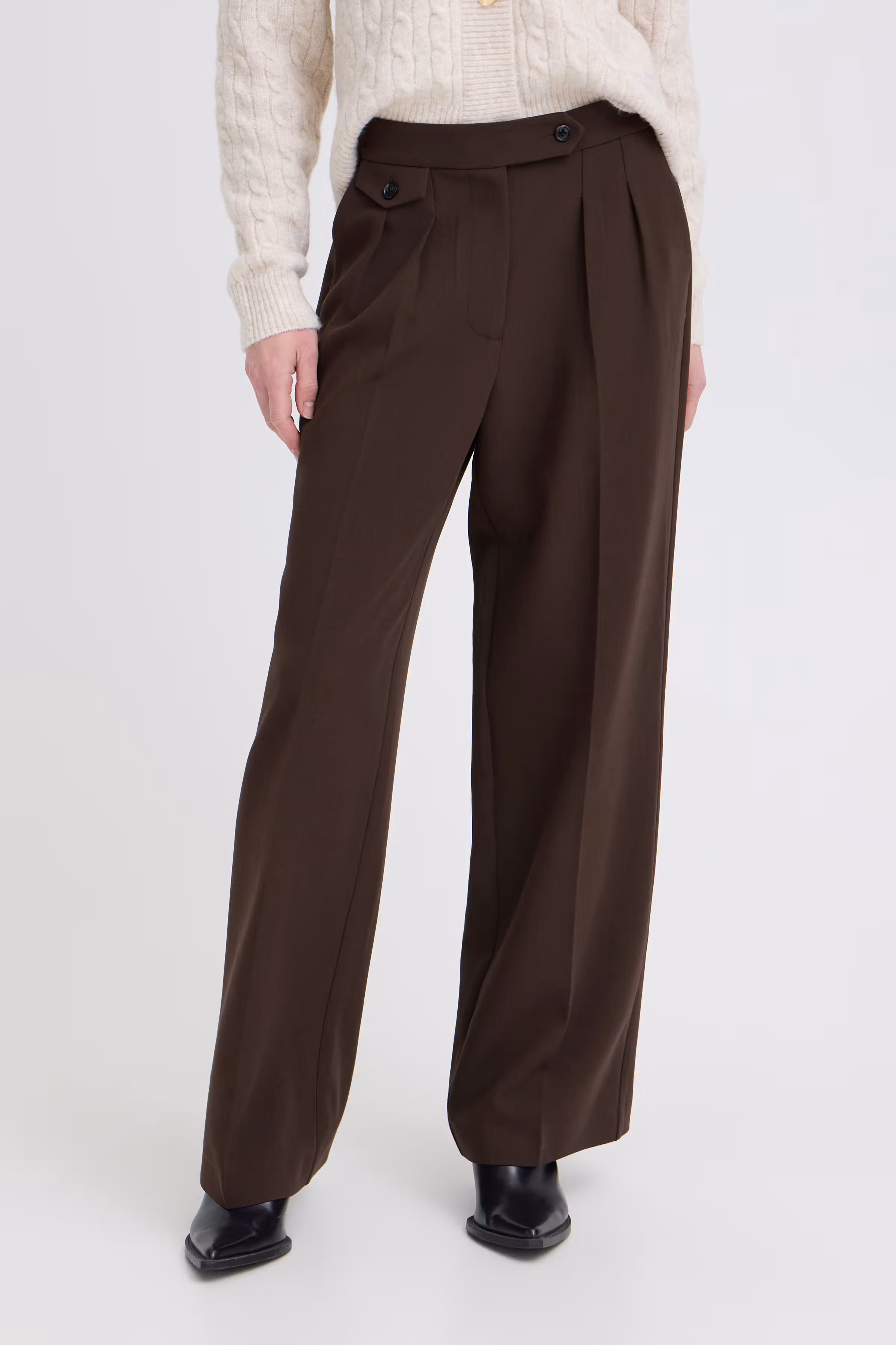 BYEARL Hose LOOKBOOK FRONT 20819470-191016