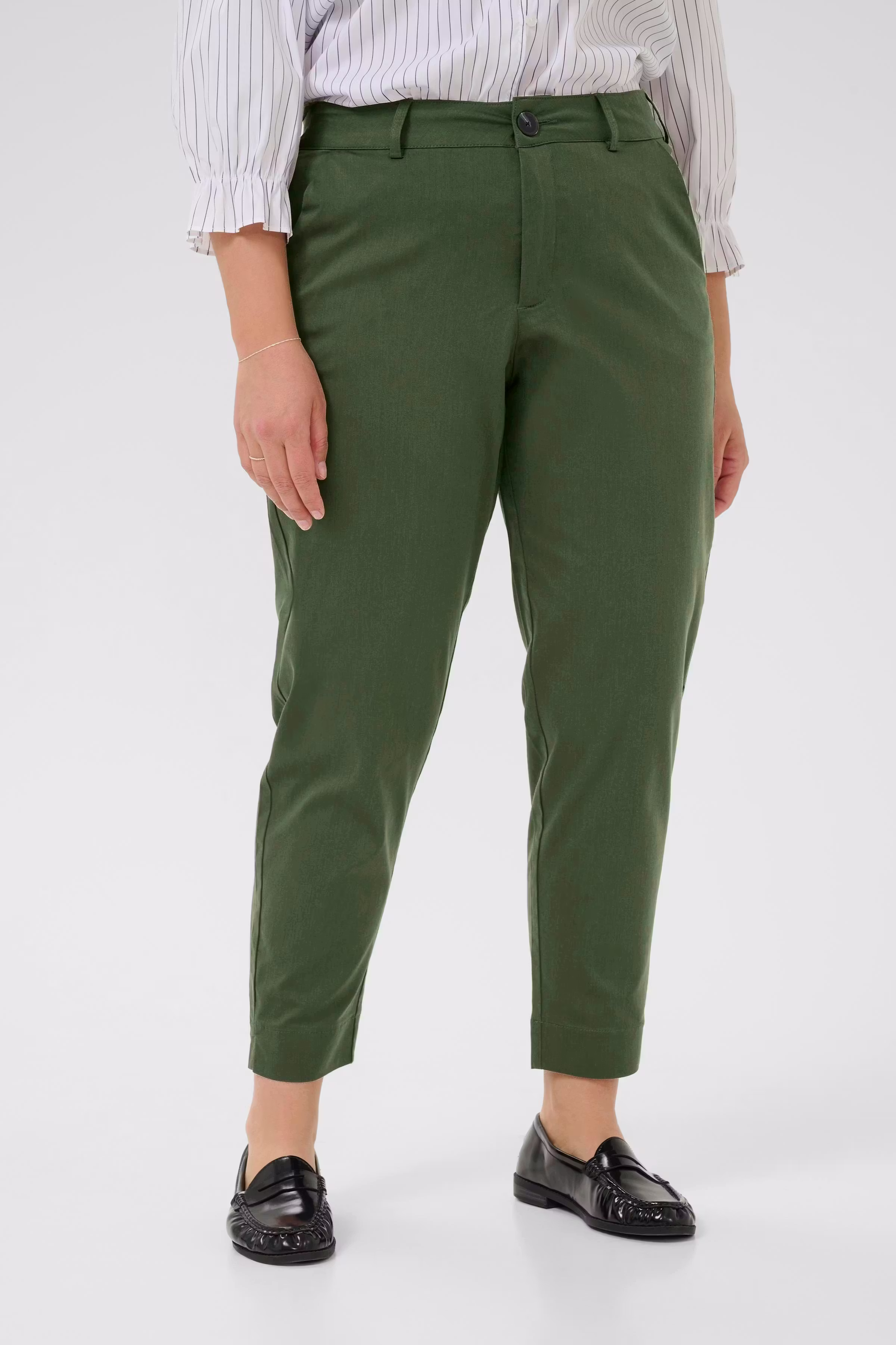 KCleana Hose LOOKBOOK FRONT 10581546-190414