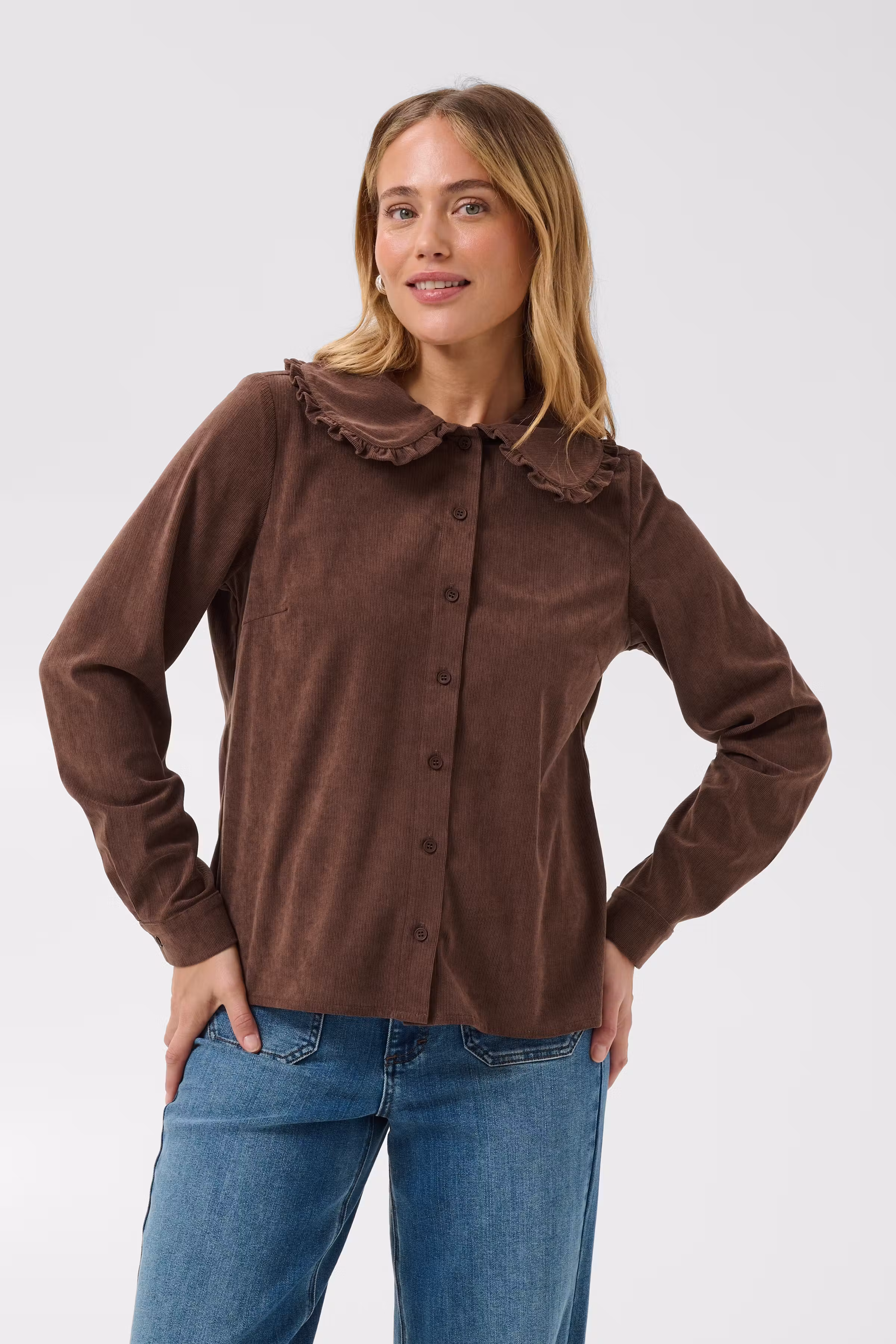 KAsvaja Kordfløyelsskjorte LOOKBOOK FRONT 10513099-1000724