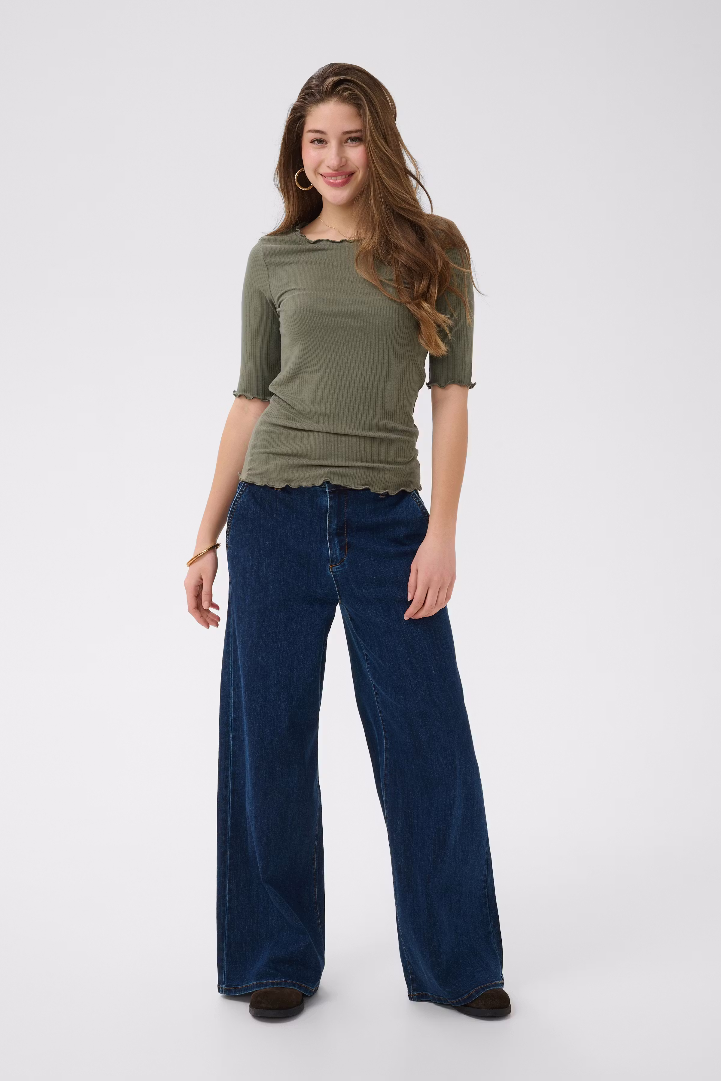 CRRibba Blouse LOOKBOOK FRONT 10611076-180514