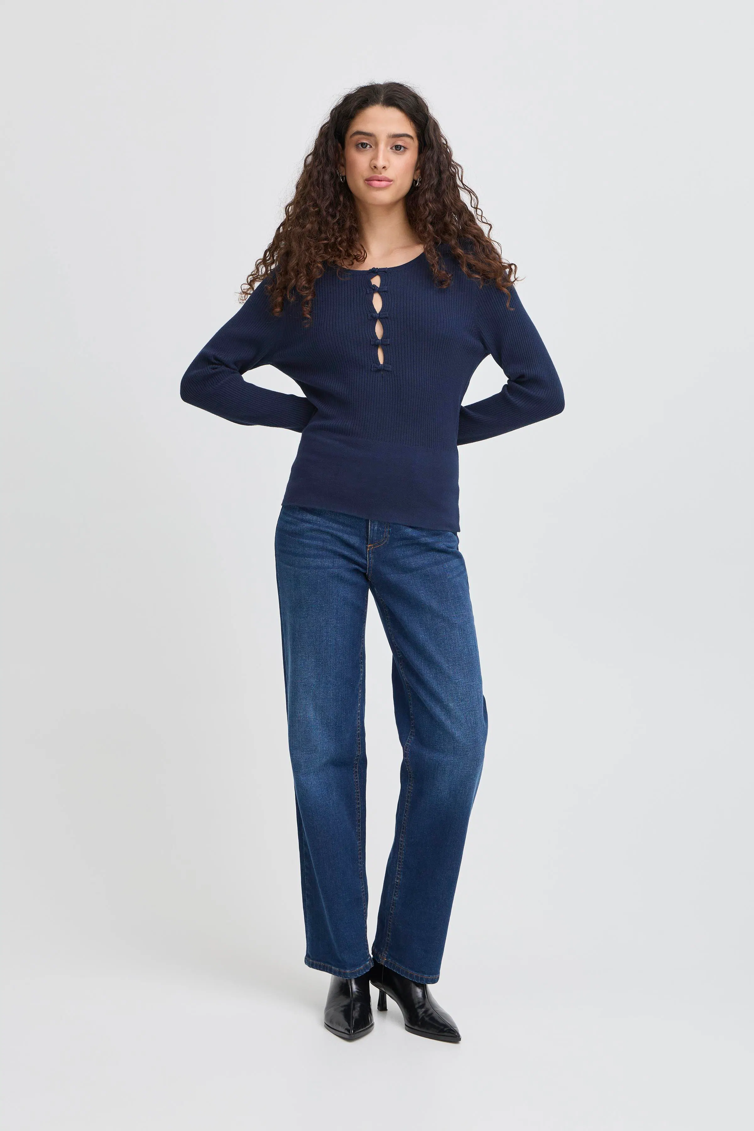 IHMAFA Pullover LOOKBOOK FRONT 20124339-194010