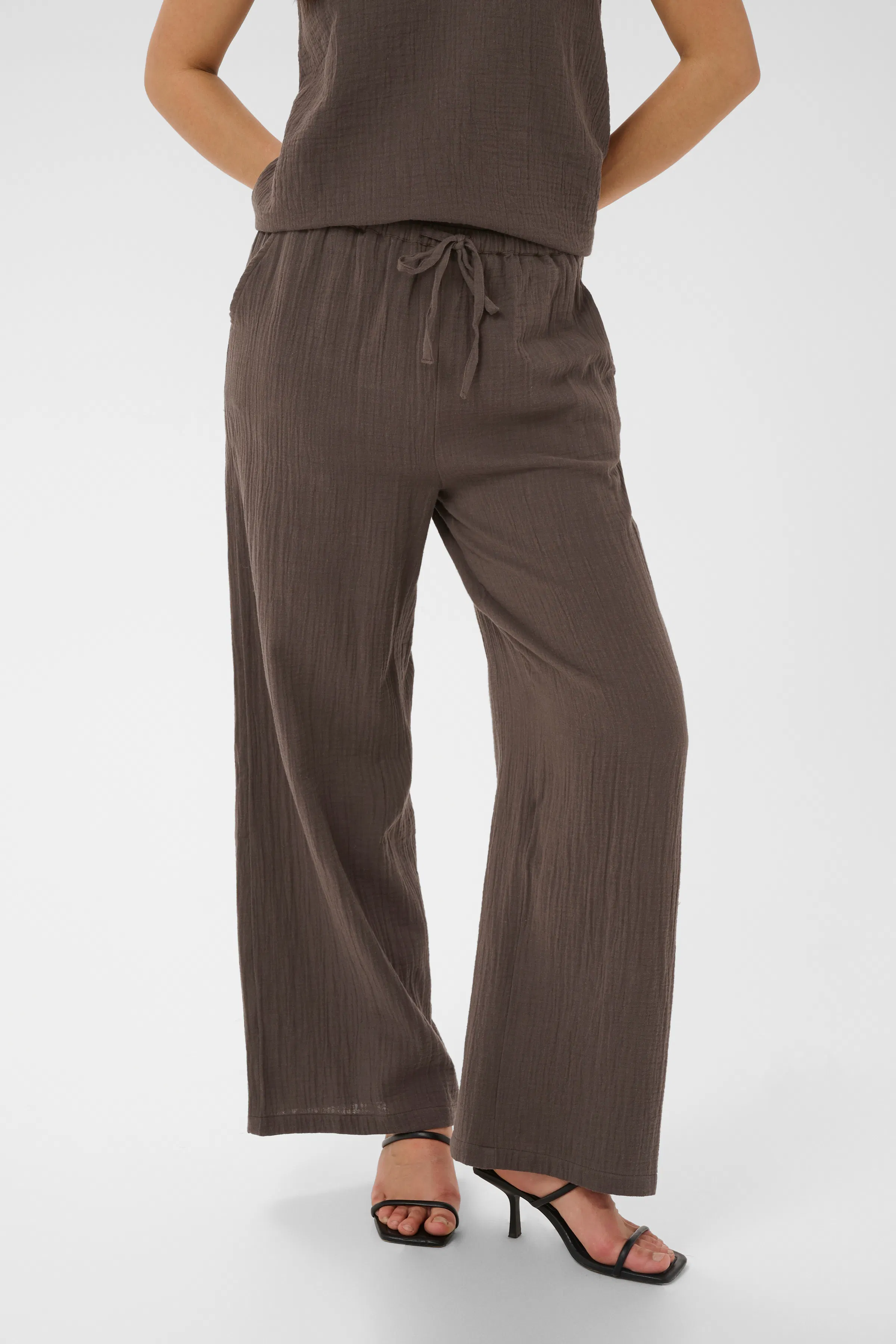 KAvafla Bukser LOOKBOOK FRONT 10512529-190912