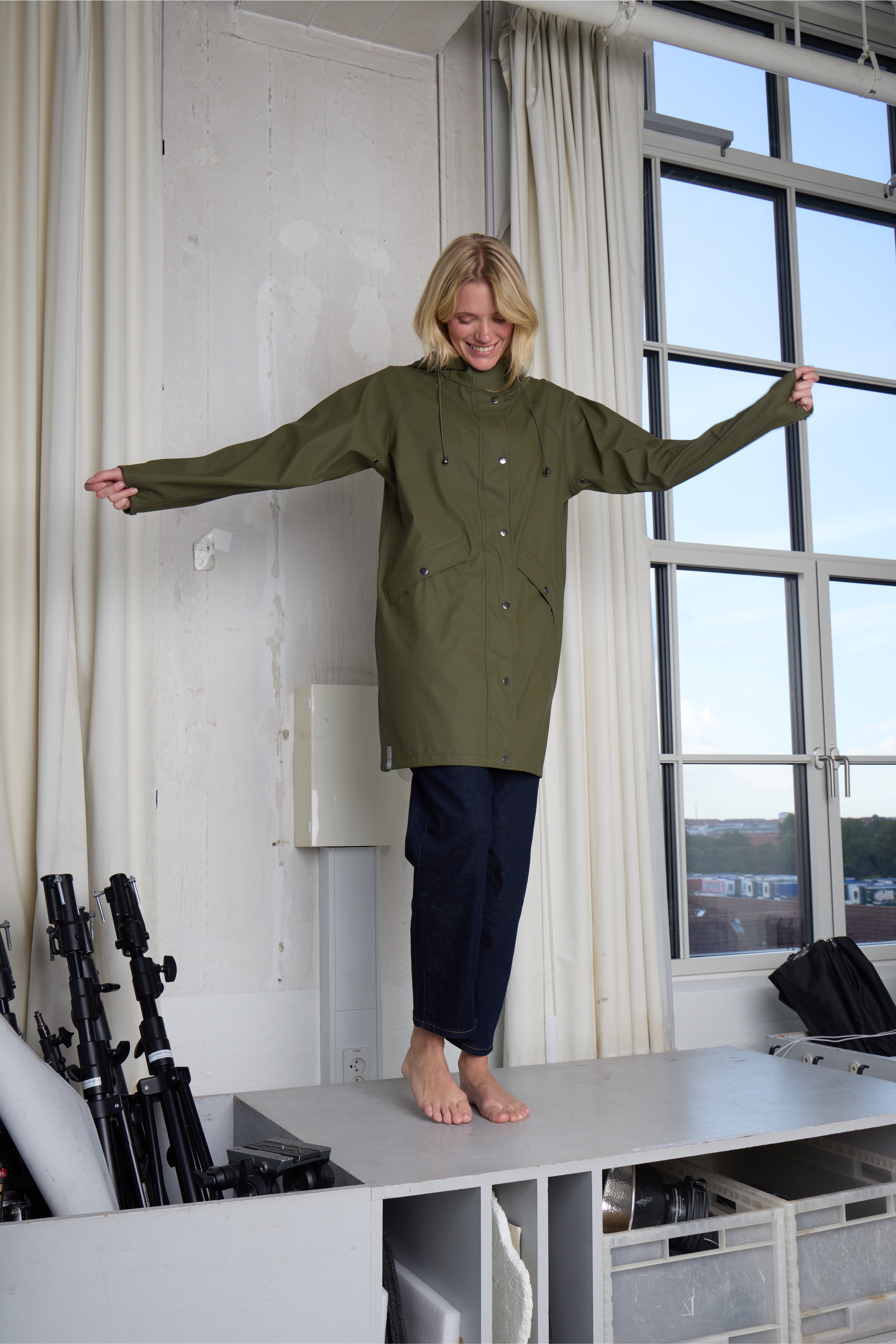 IHTAZI RAINCOAT LOCATION NONE 20102965-13024