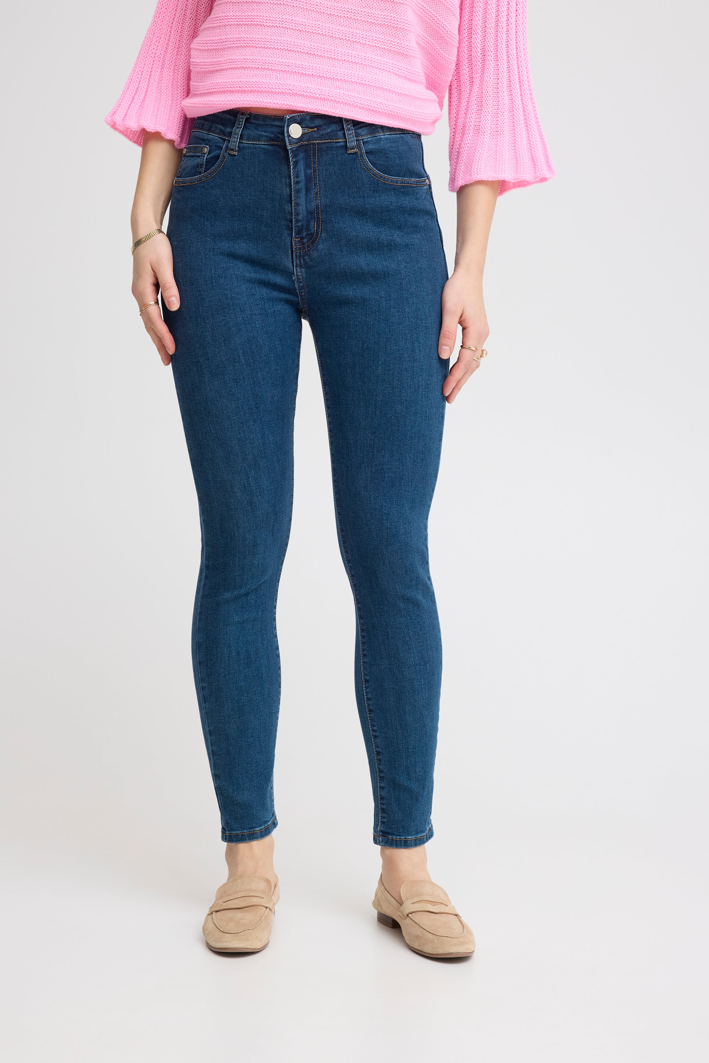 SBCALA Bukser LOOKBOOK FRONT 22100461-203403