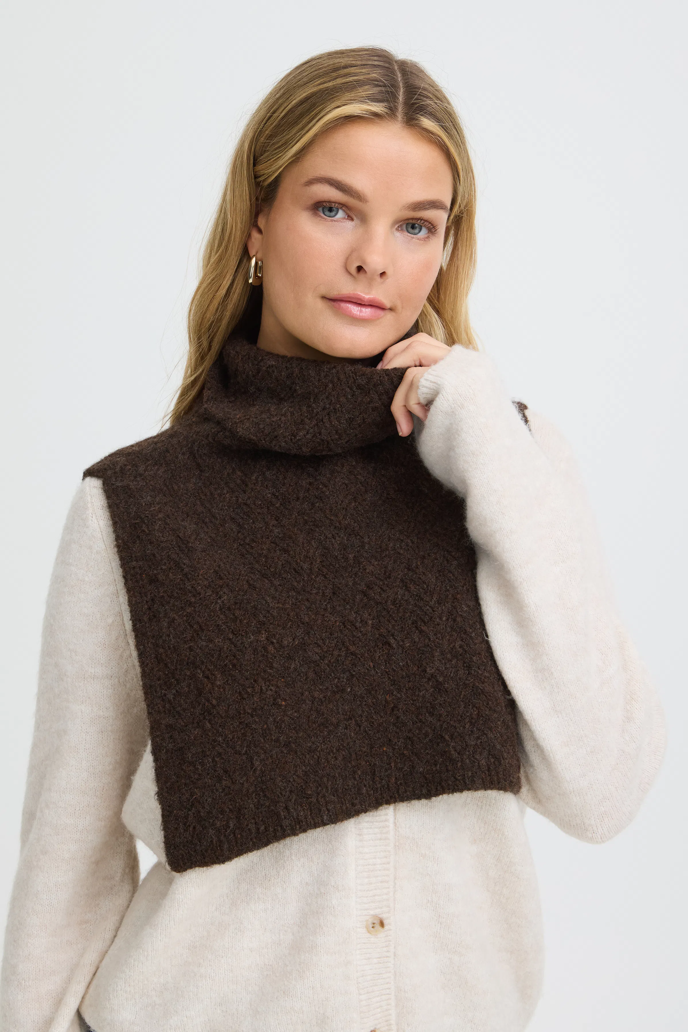 FRNETTY Cowl LOOKBOOK DETAIL 20618140-1909161