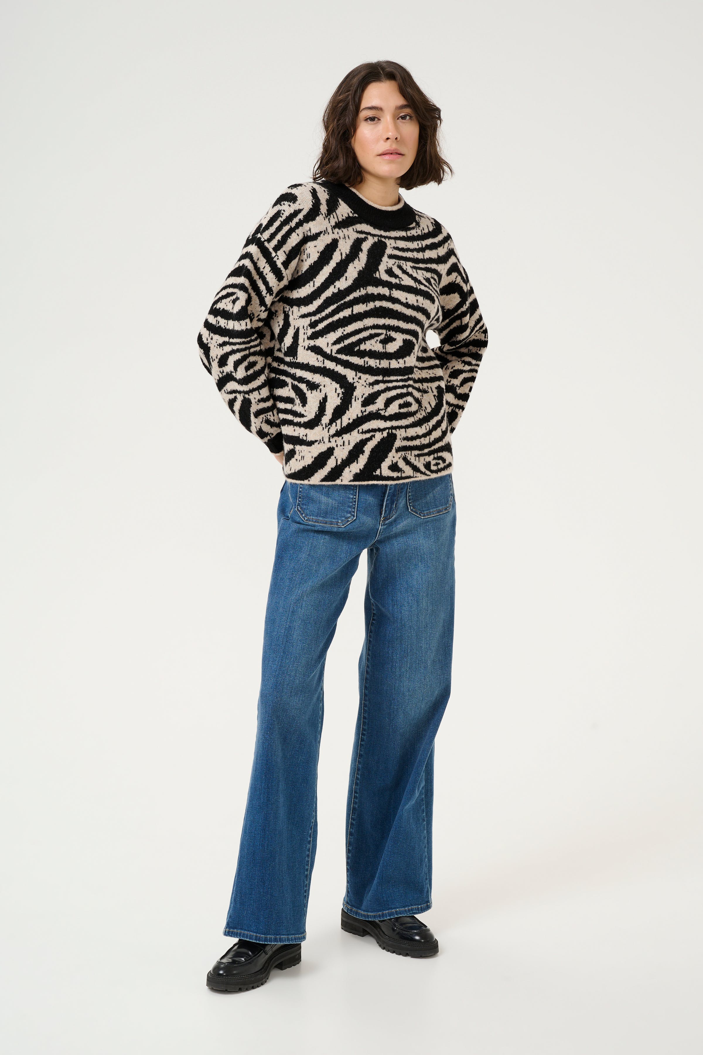 KAwilma Genser LOOKBOOK FRONT 10509217-107361
