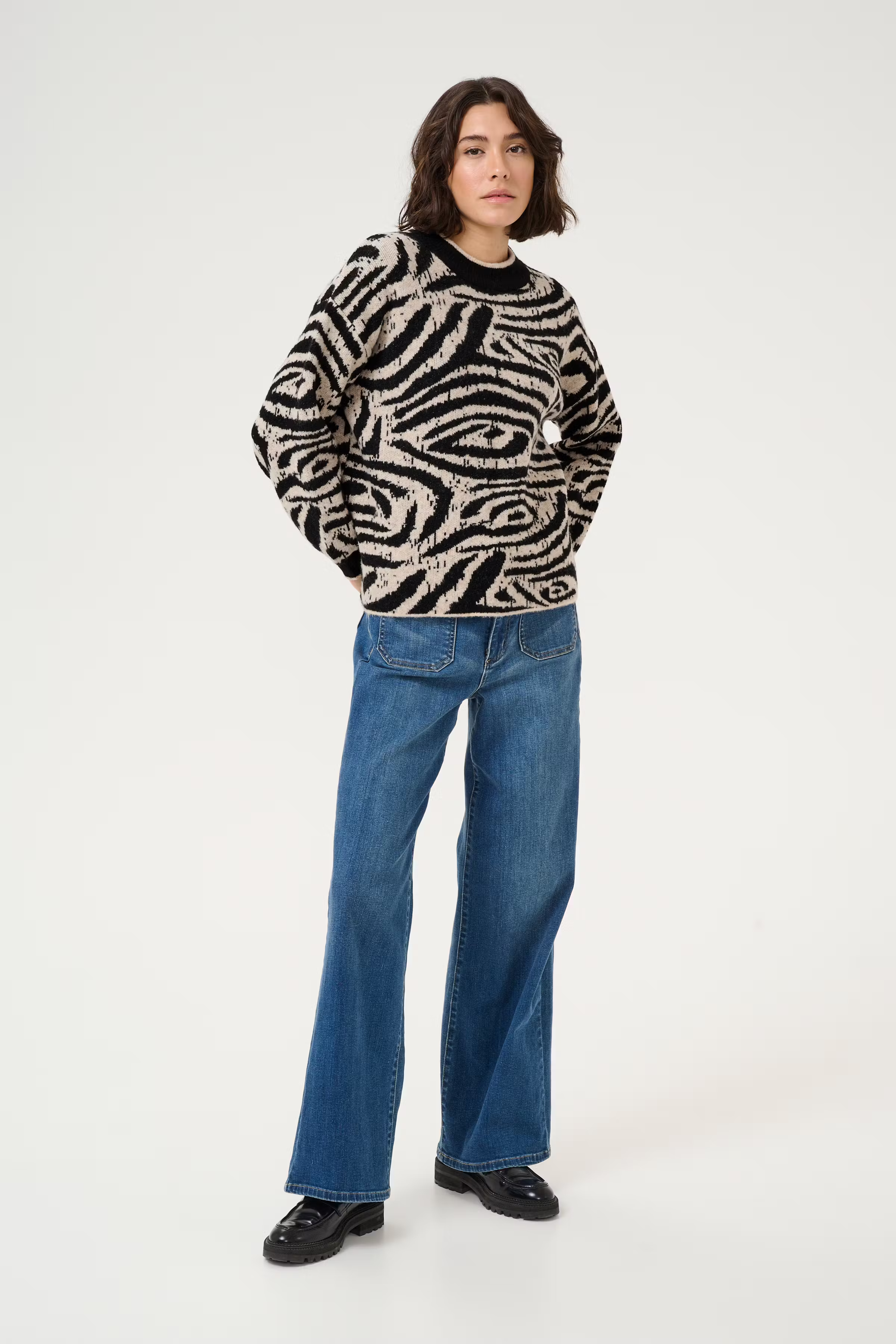 KAwilma Pullover LOOKBOOK FRONT 10509217-107361