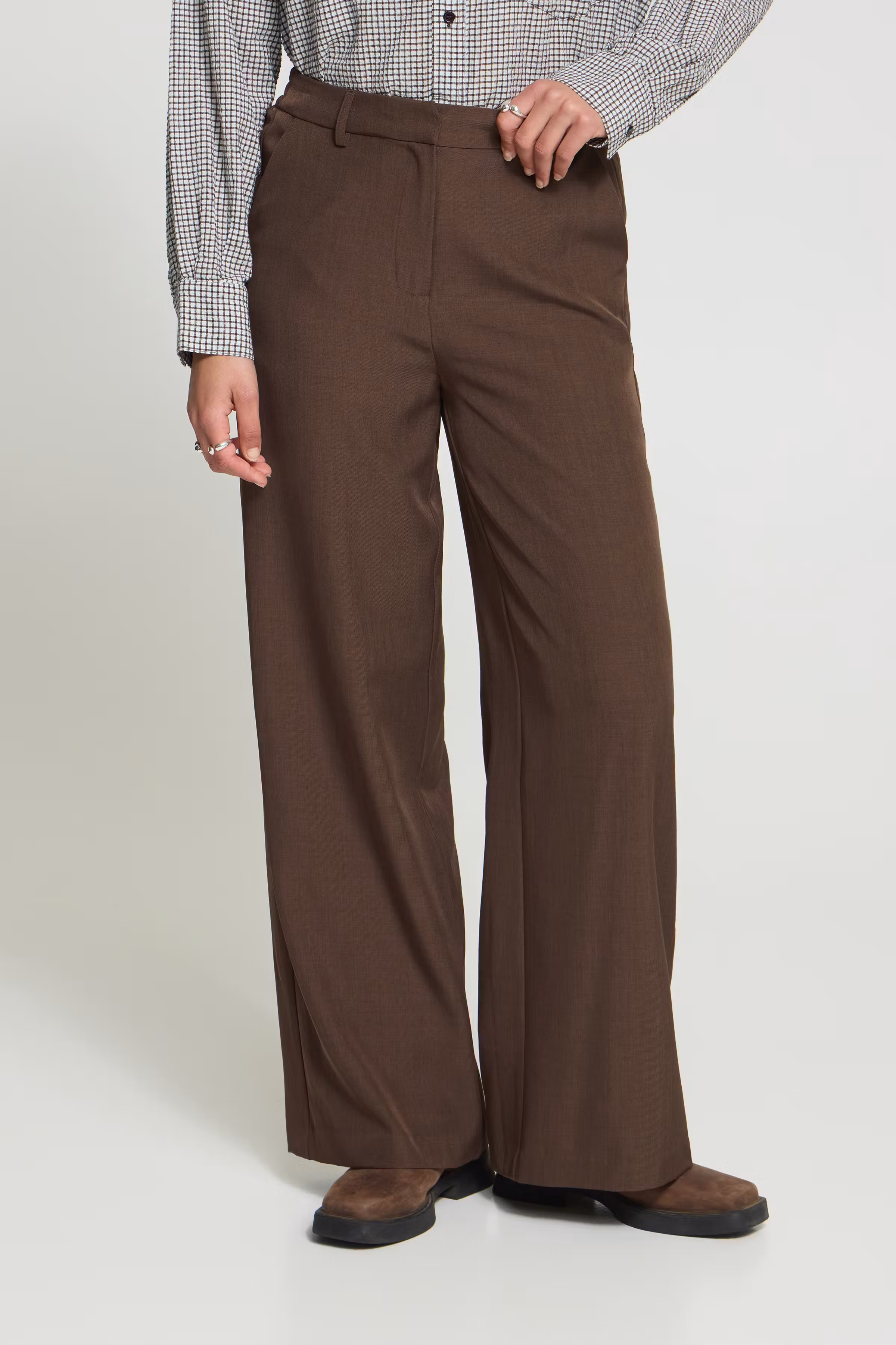 IHFAVA Bukser LOOKBOOK FRONT 20126234-1908141
