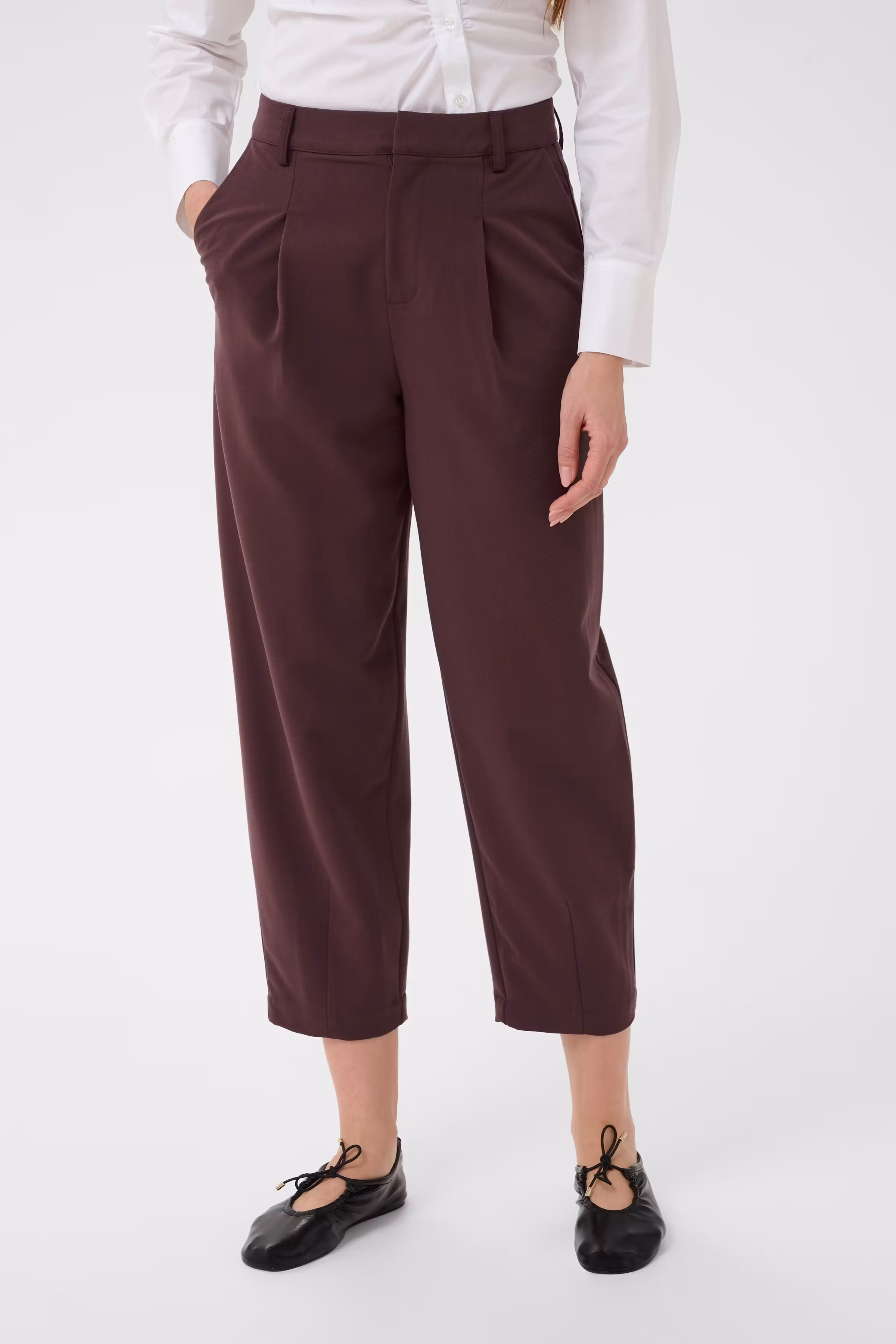 KAsakura Trousers LOOKBOOK FRONT 10512298-191619