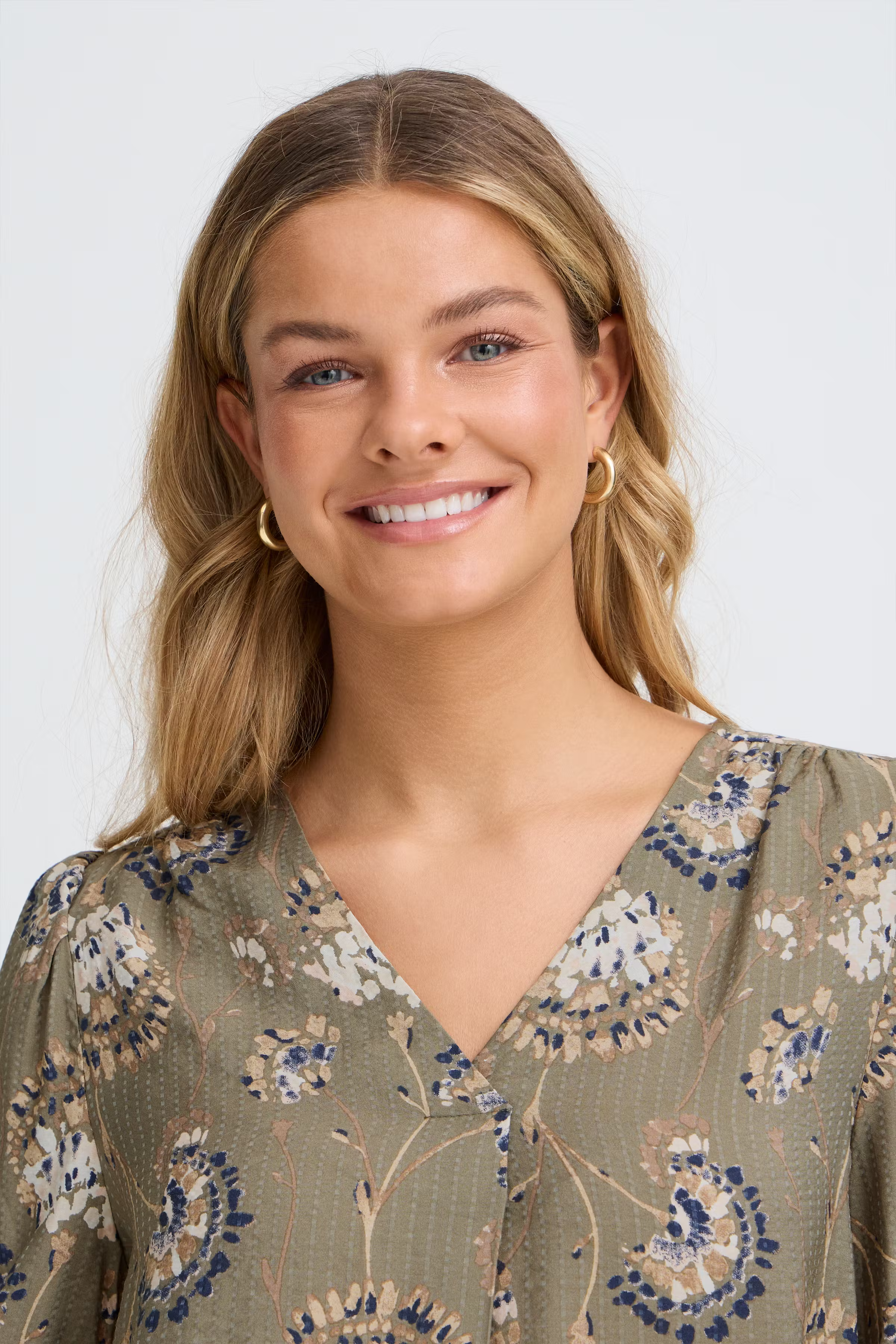 FRKALIA Bluse LOOKBOOK DETAIL 20617836-900008162