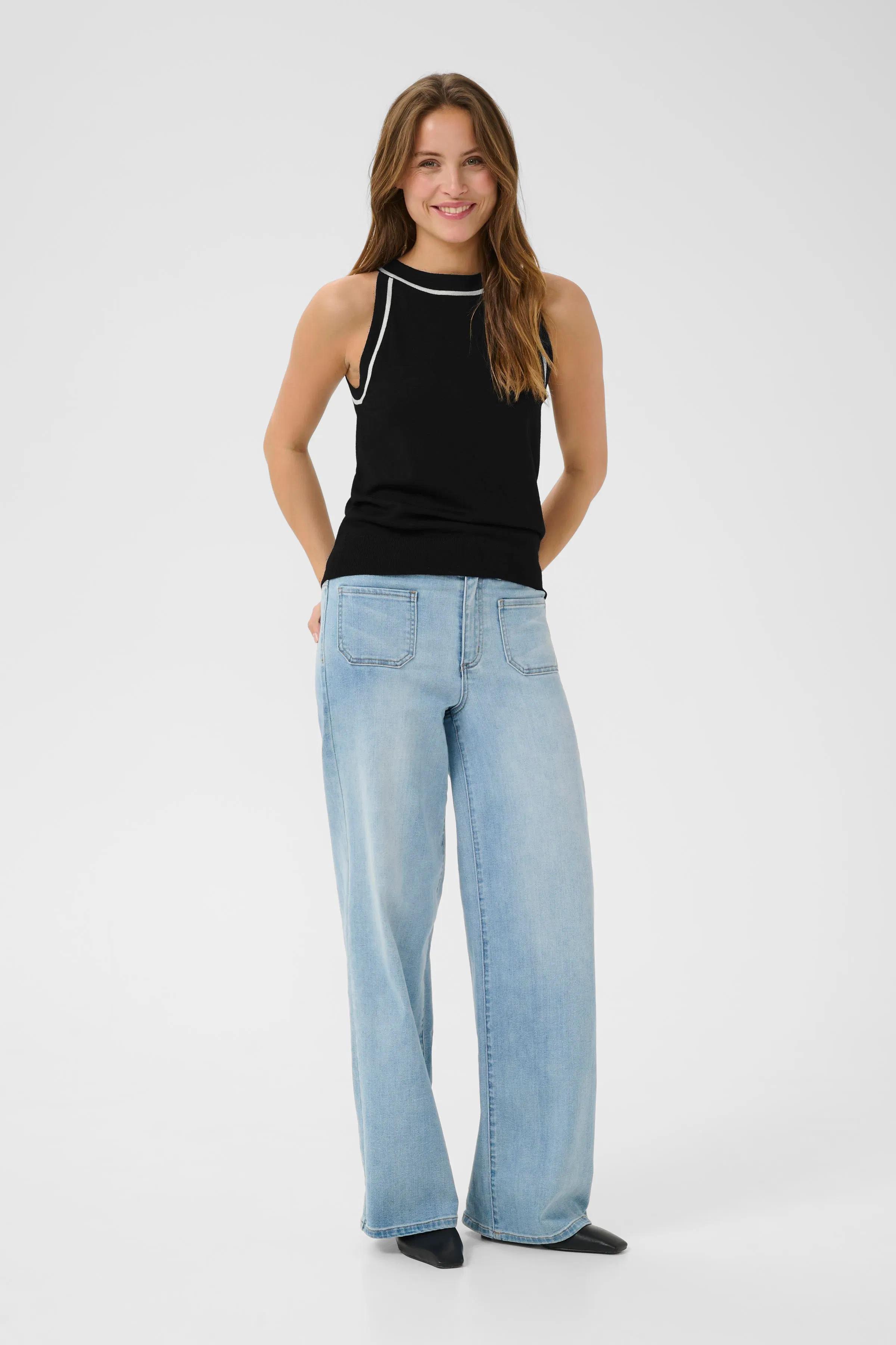 KAlizza Pullover LOOKBOOK FRONT 10510294-100121