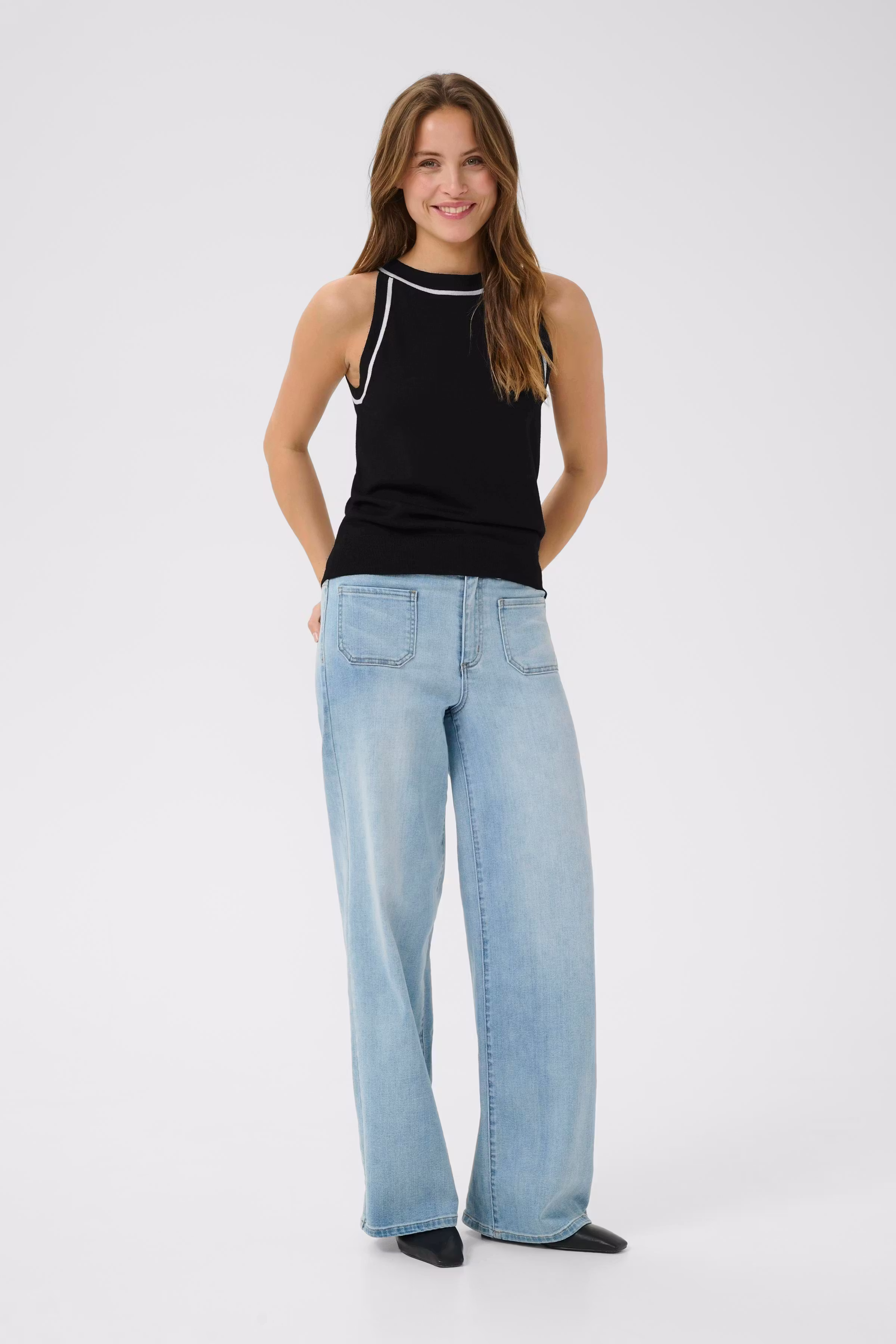 KAlizza Pullover LOOKBOOK FRONT 10510294-100121