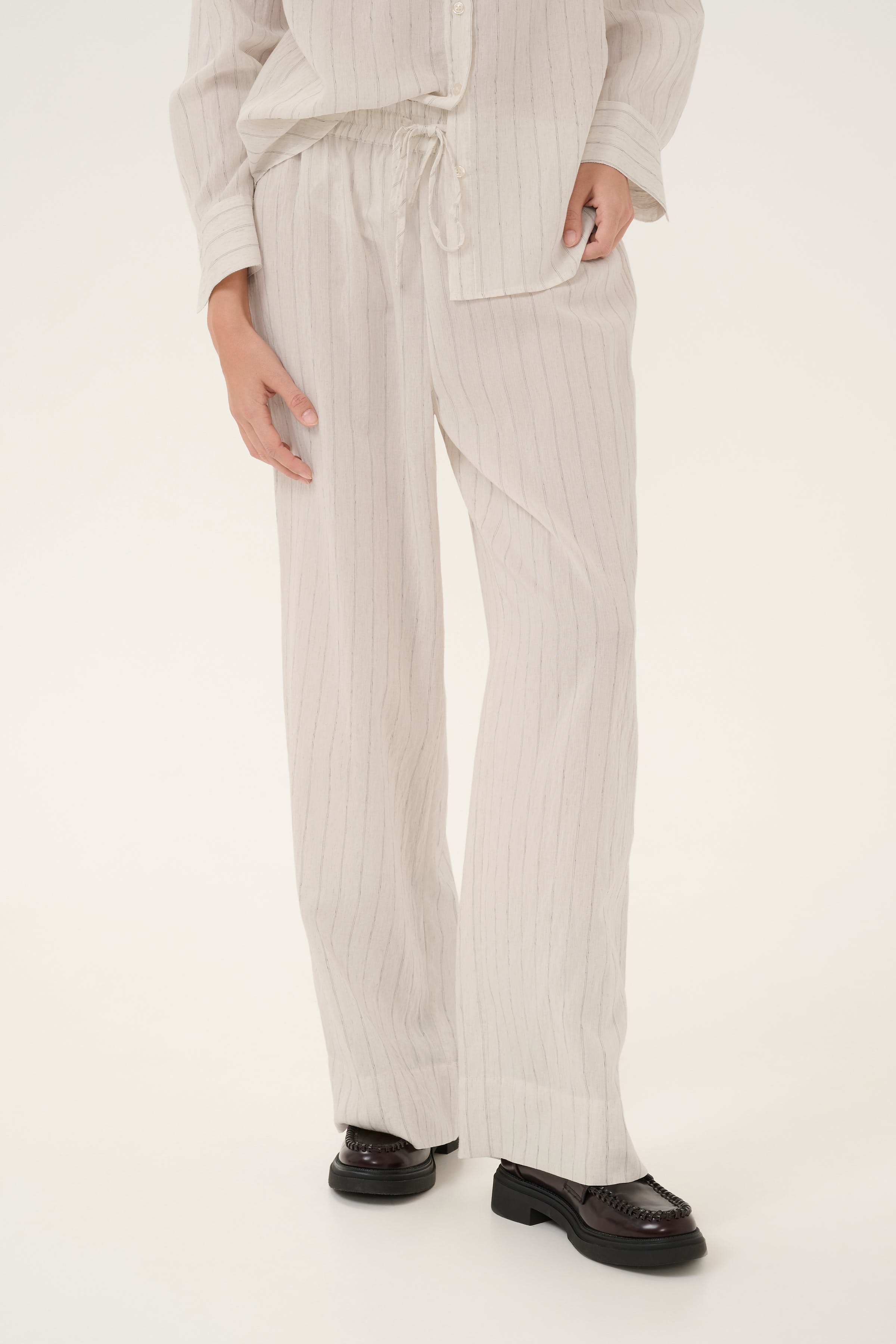 LimaMW Broek LOOKBOOK FRONT 10705020-1304011