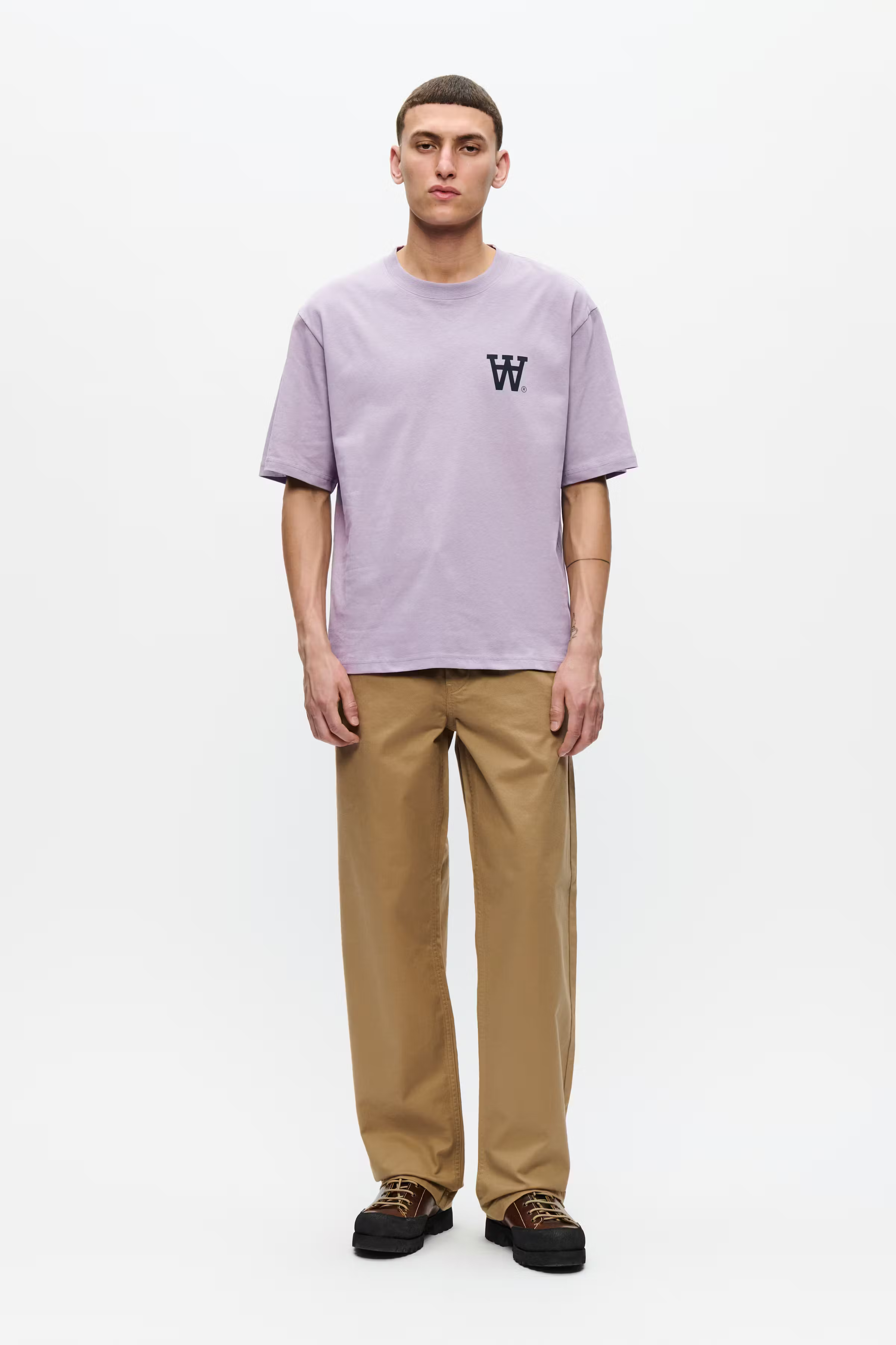 WWLiam T-shirt LOOKBOOK FRONT 30251546-173906