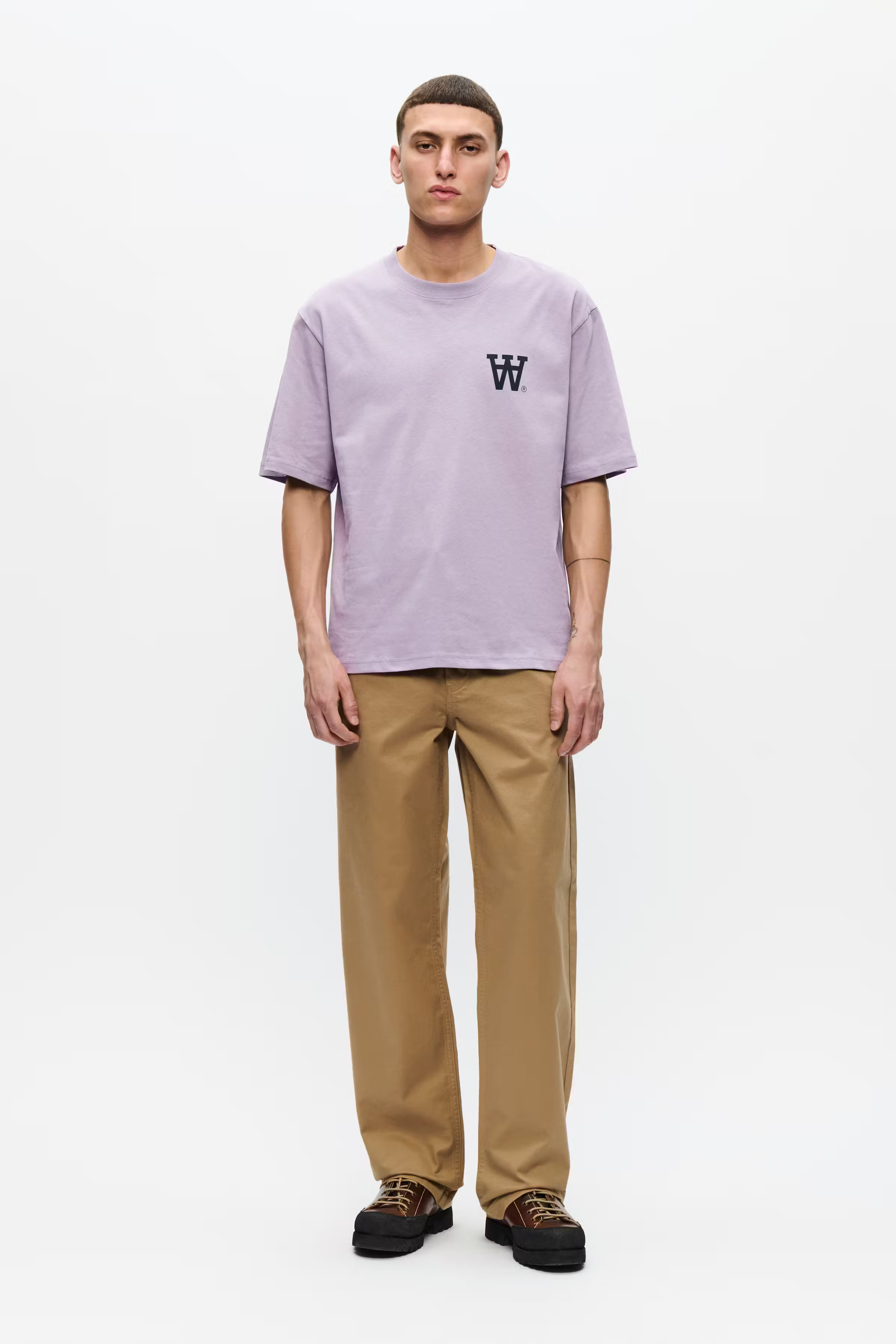 WWLiam T-shirt LOOKBOOK FRONT 30251546-173906