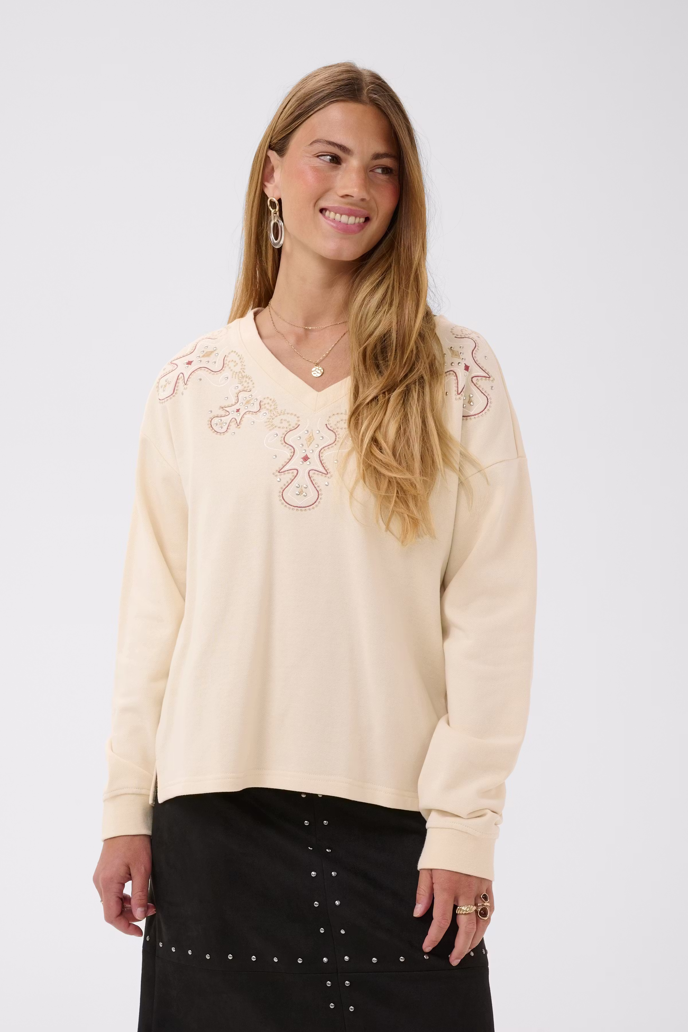 CRLuciana Sweatshirt LOOKBOOK FRONT 10615194-131008