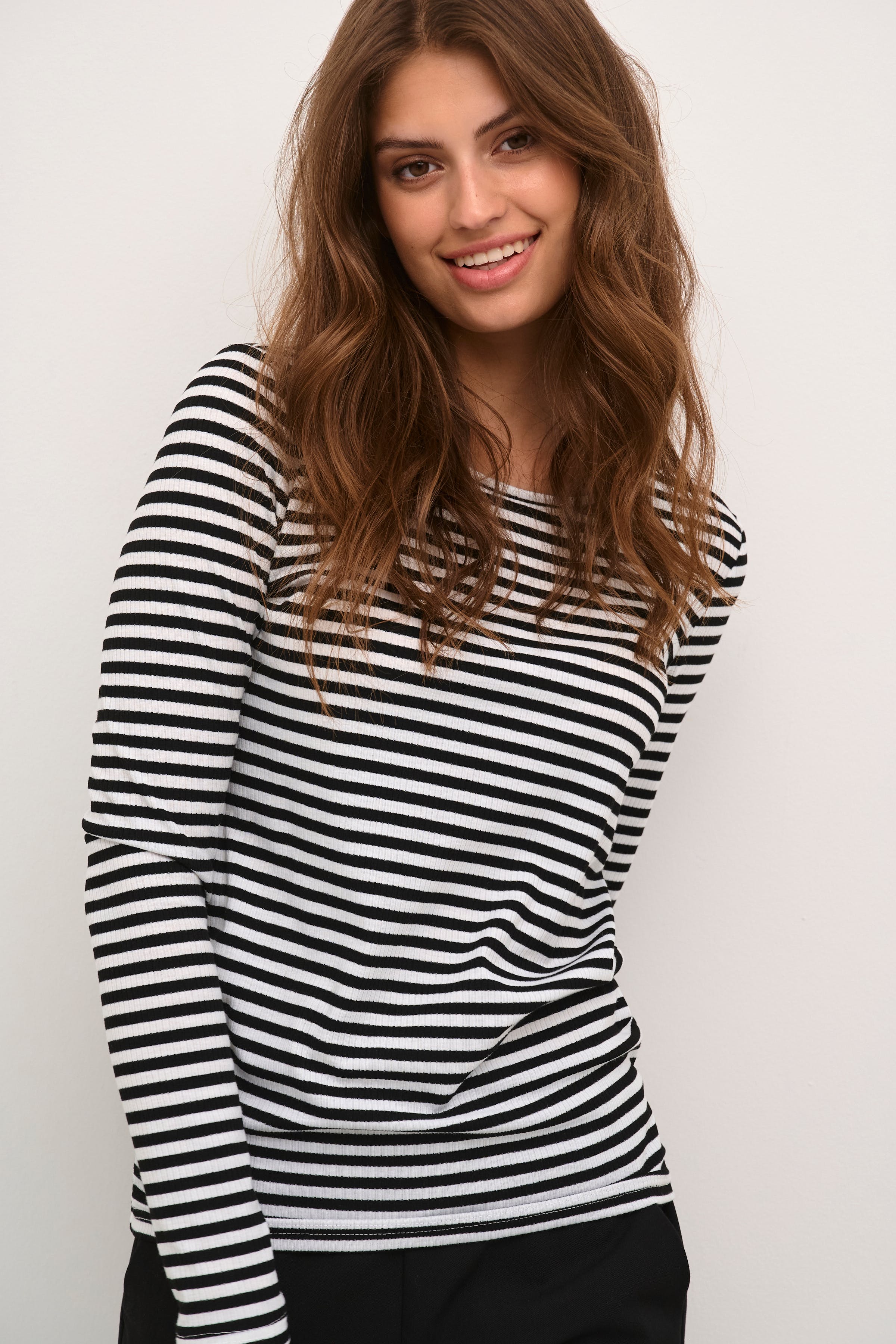 KAbenedikte T-shirt LOOKBOOK DETAIL 10508697-105920