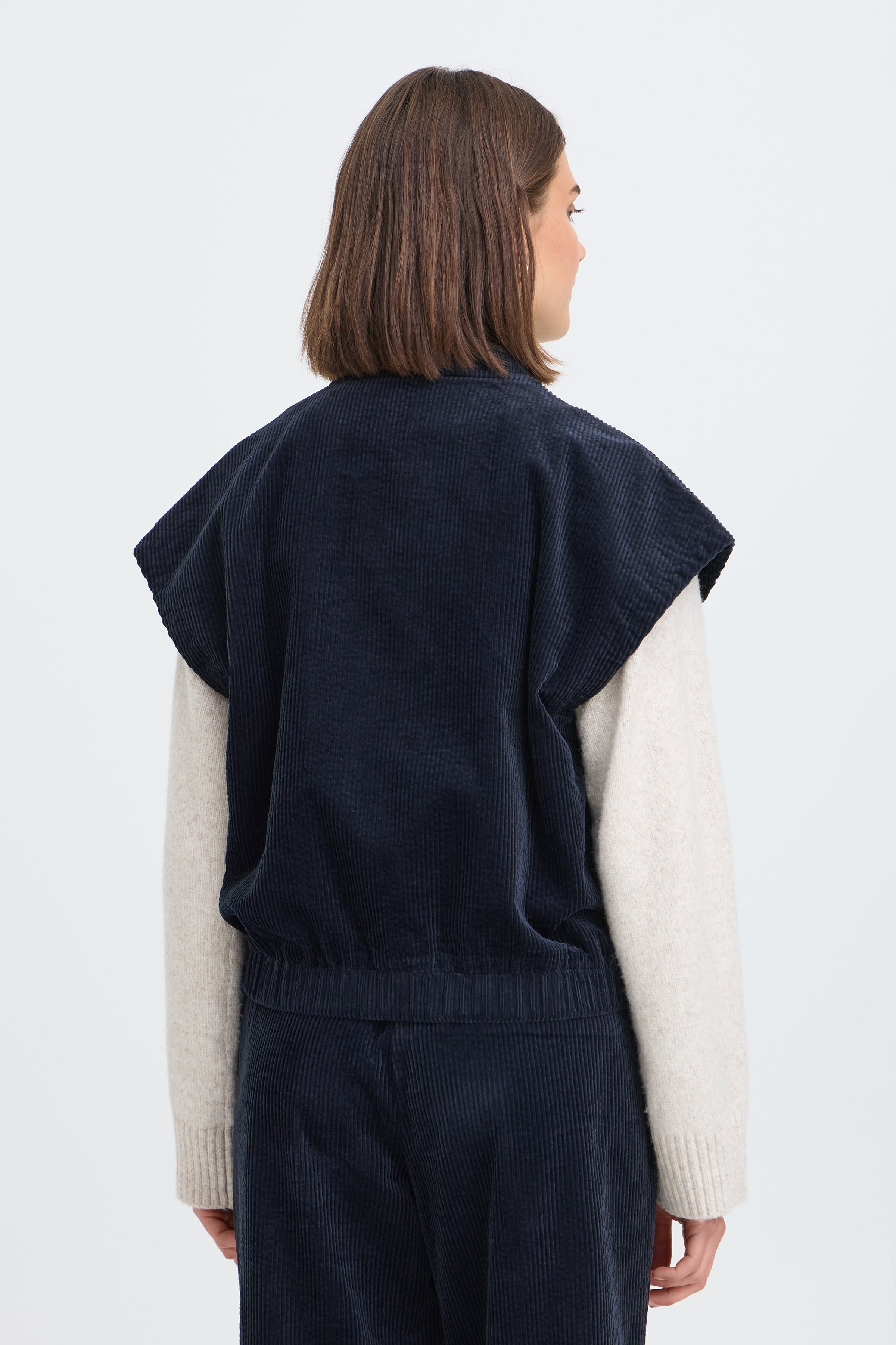 FRSALOMI Vest LOOKBOOK BACK 20618195-194011