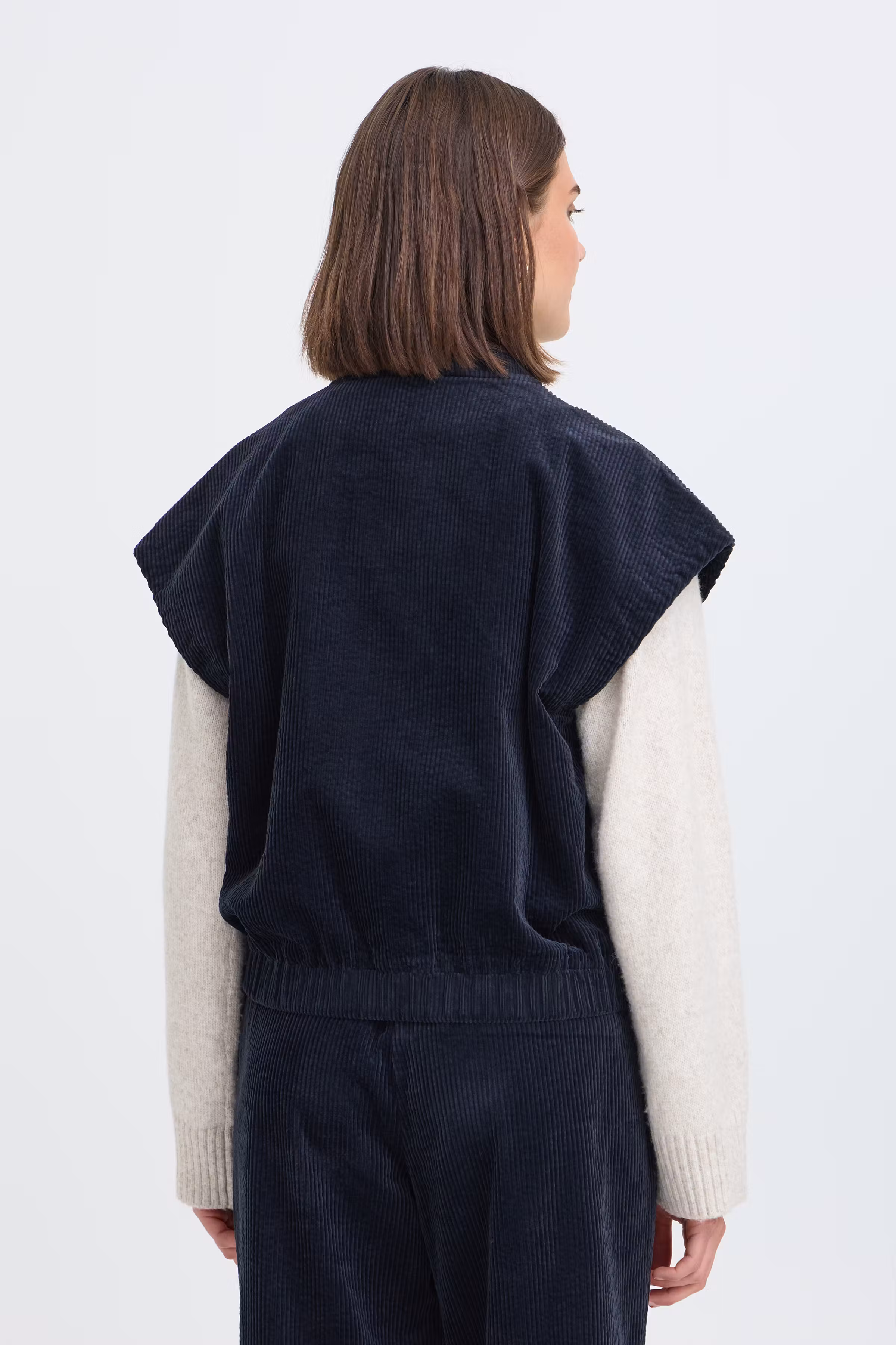 FRSALOMI Vest LOOKBOOK BACK 20618195-194011