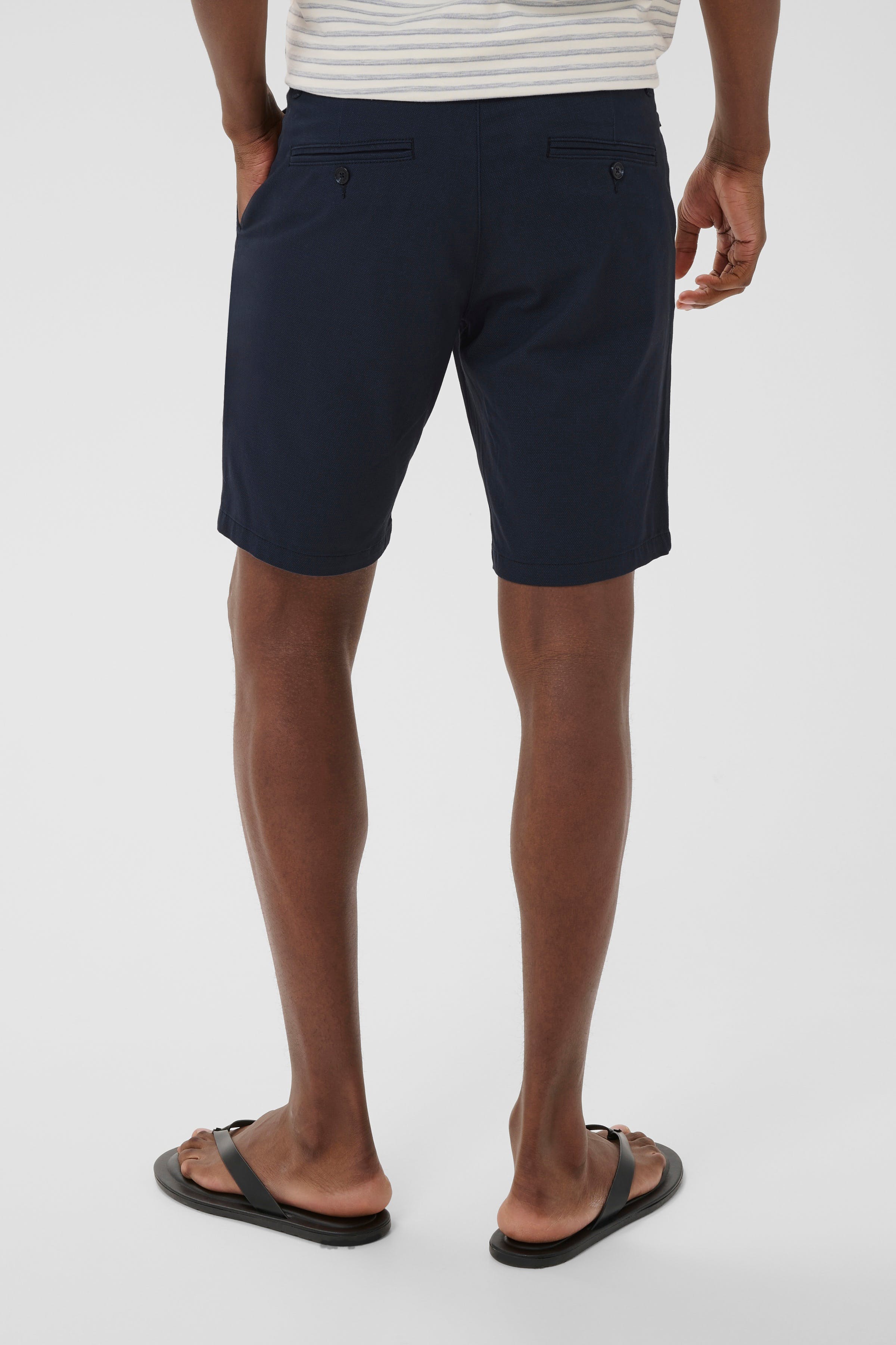 MAthomas Shorts LOOKBOOK BACK 30207368-194011