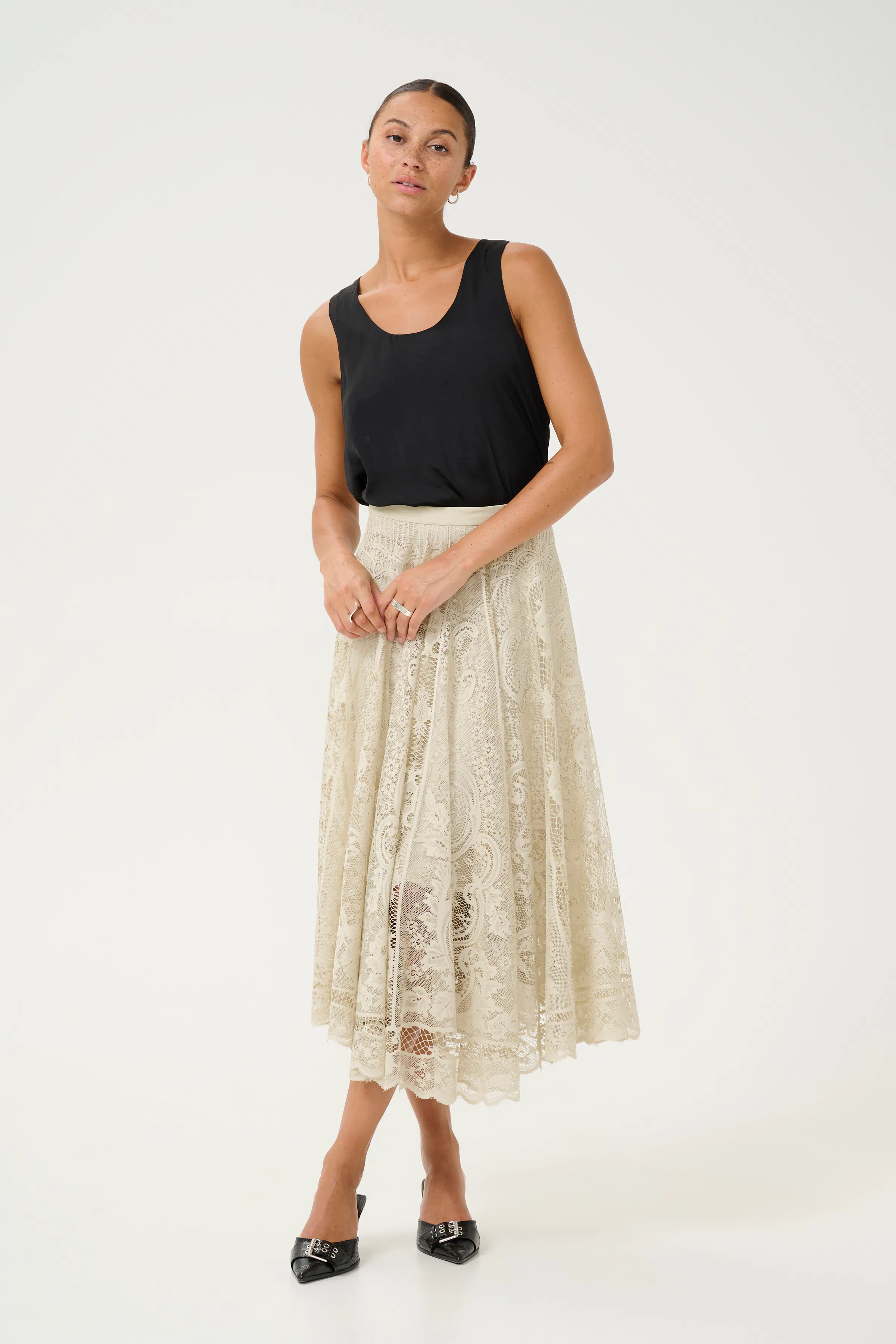 KAallie Bluse LOOKBOOK FRONT 10509832-100121