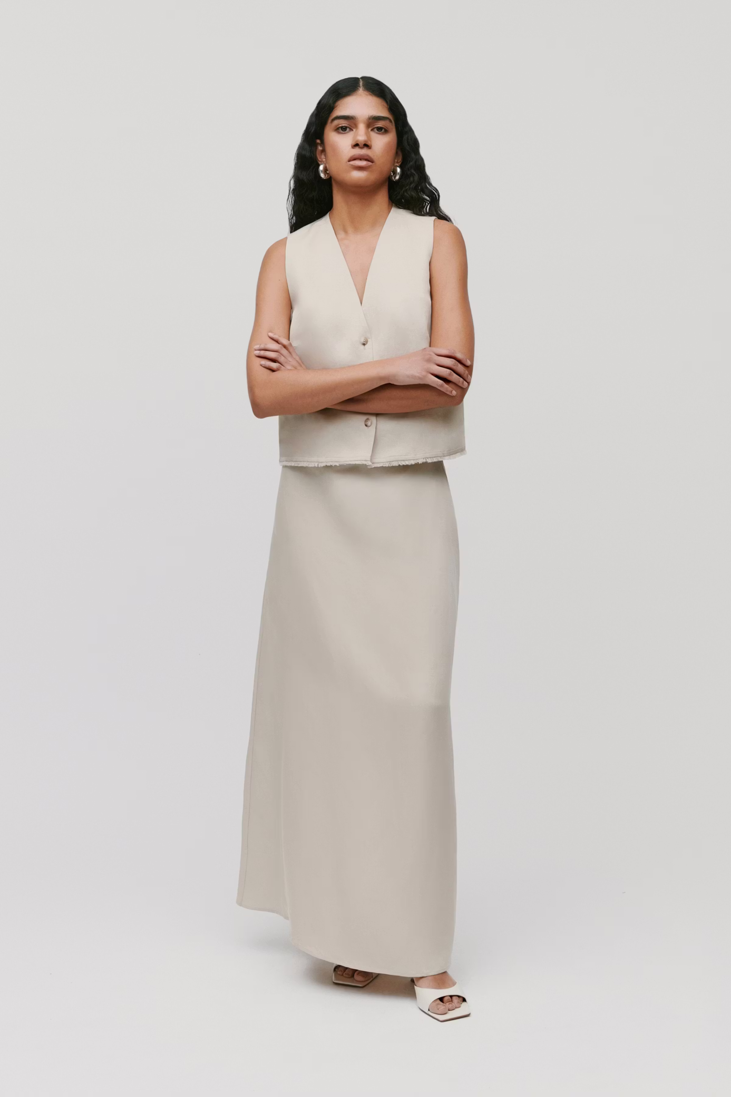 SAMANTHA Skirt LOOKBOOK FRONT 30600530-BE396