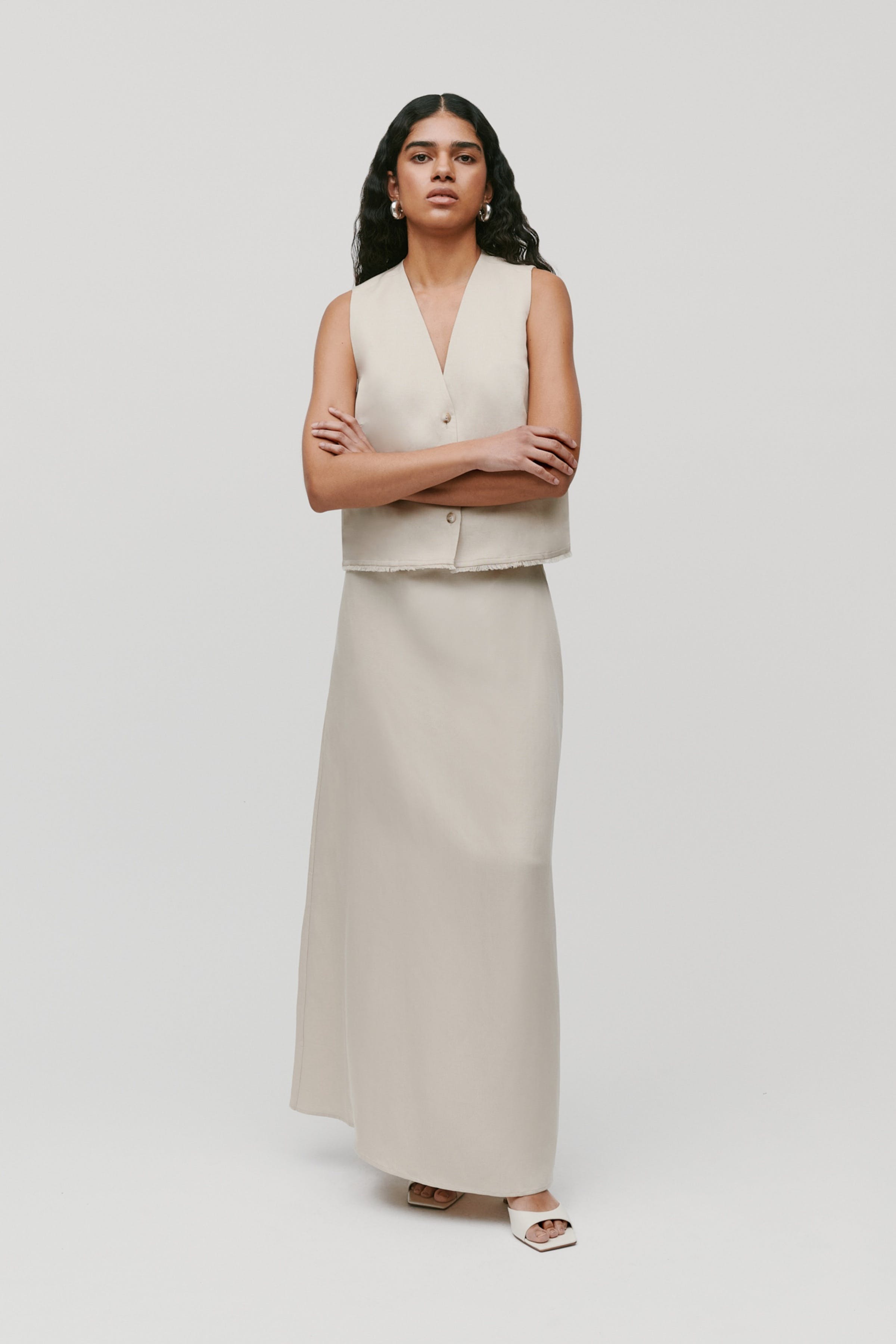 SAMANTHA Rock LOOKBOOK FRONT 30600530-BE396