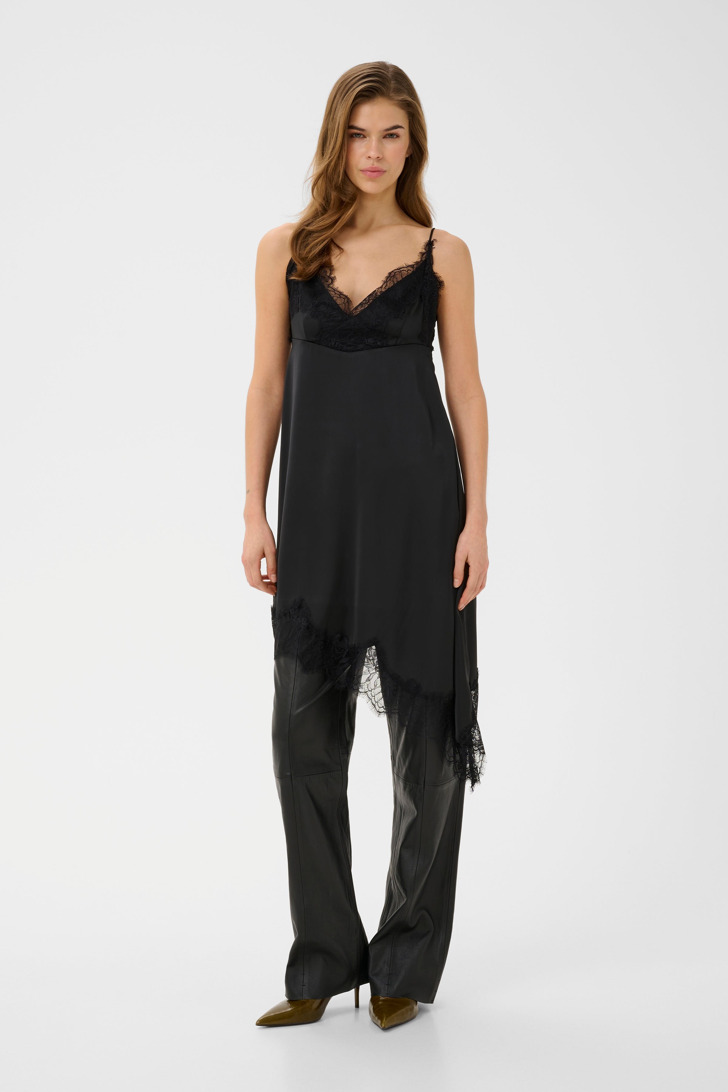 GZlalou Jurk LOOKBOOK FRONT 10911314-100017