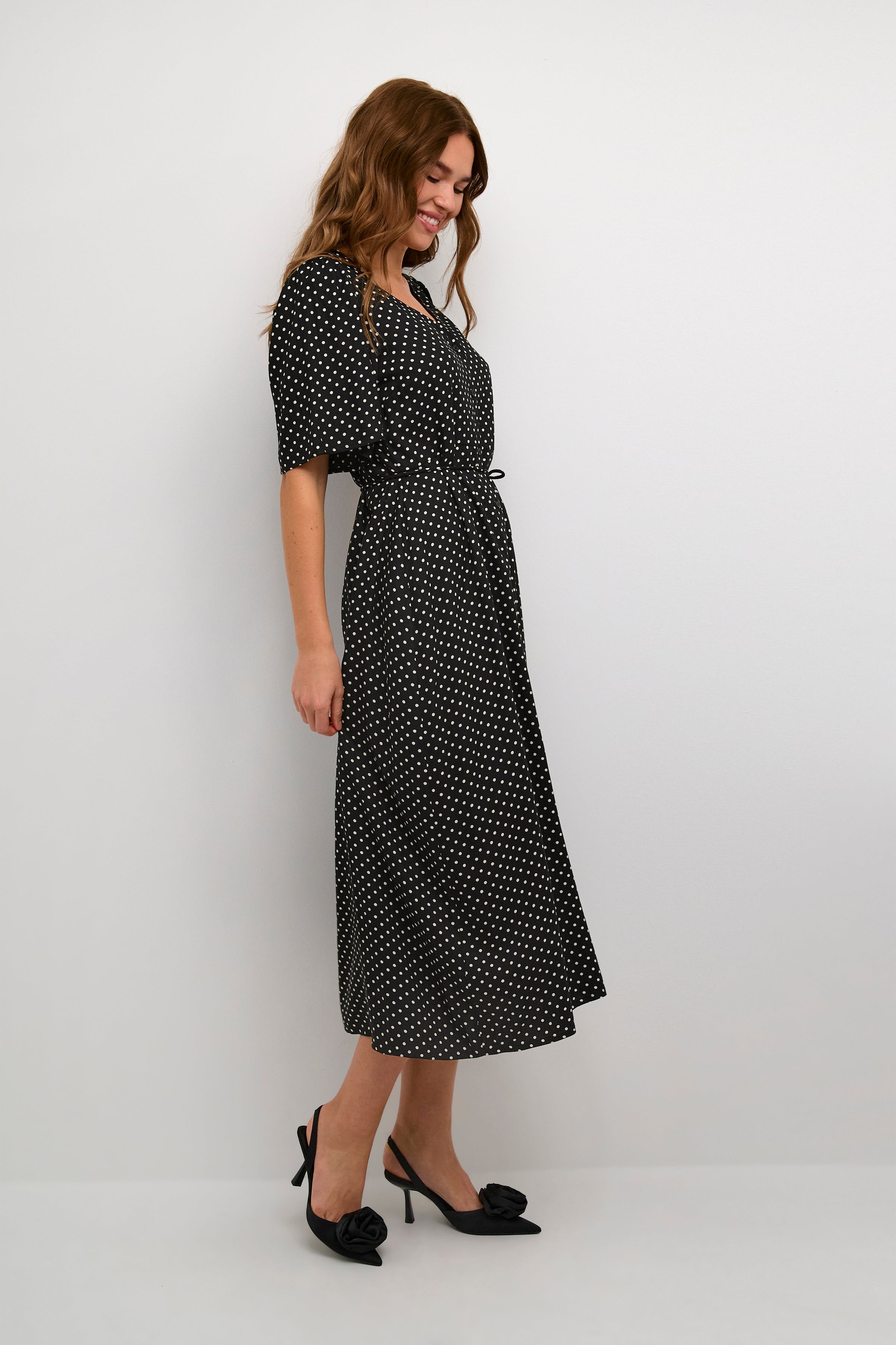 KAthora Klänning LOOKBOOK FRONT 10552317-106269