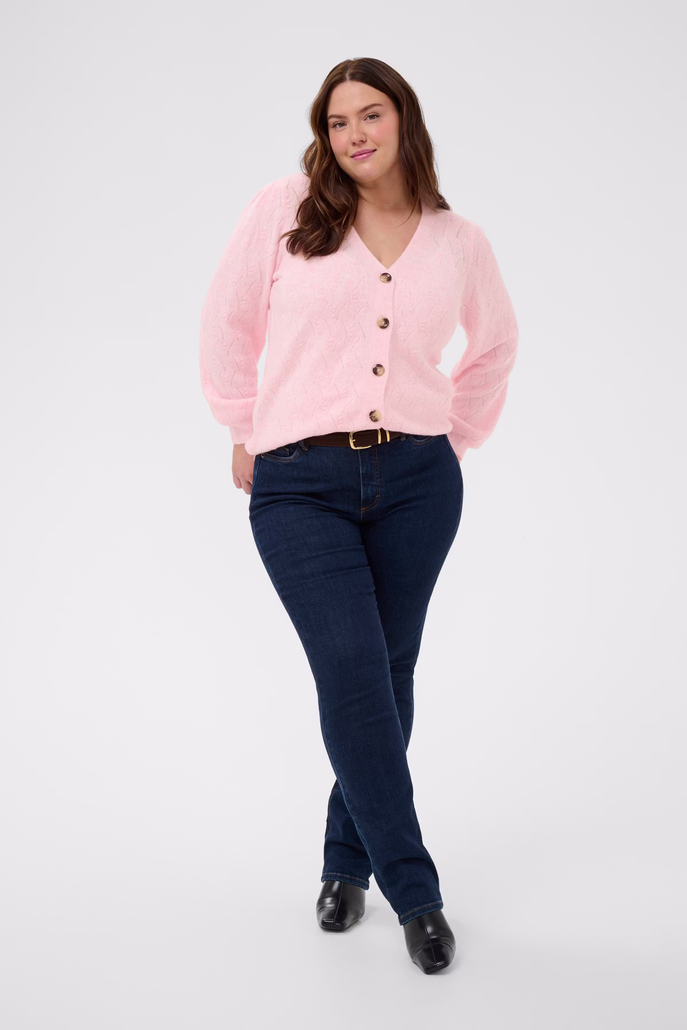 KCanita Cardigan LOOKBOOK FRONT 10583367-133405