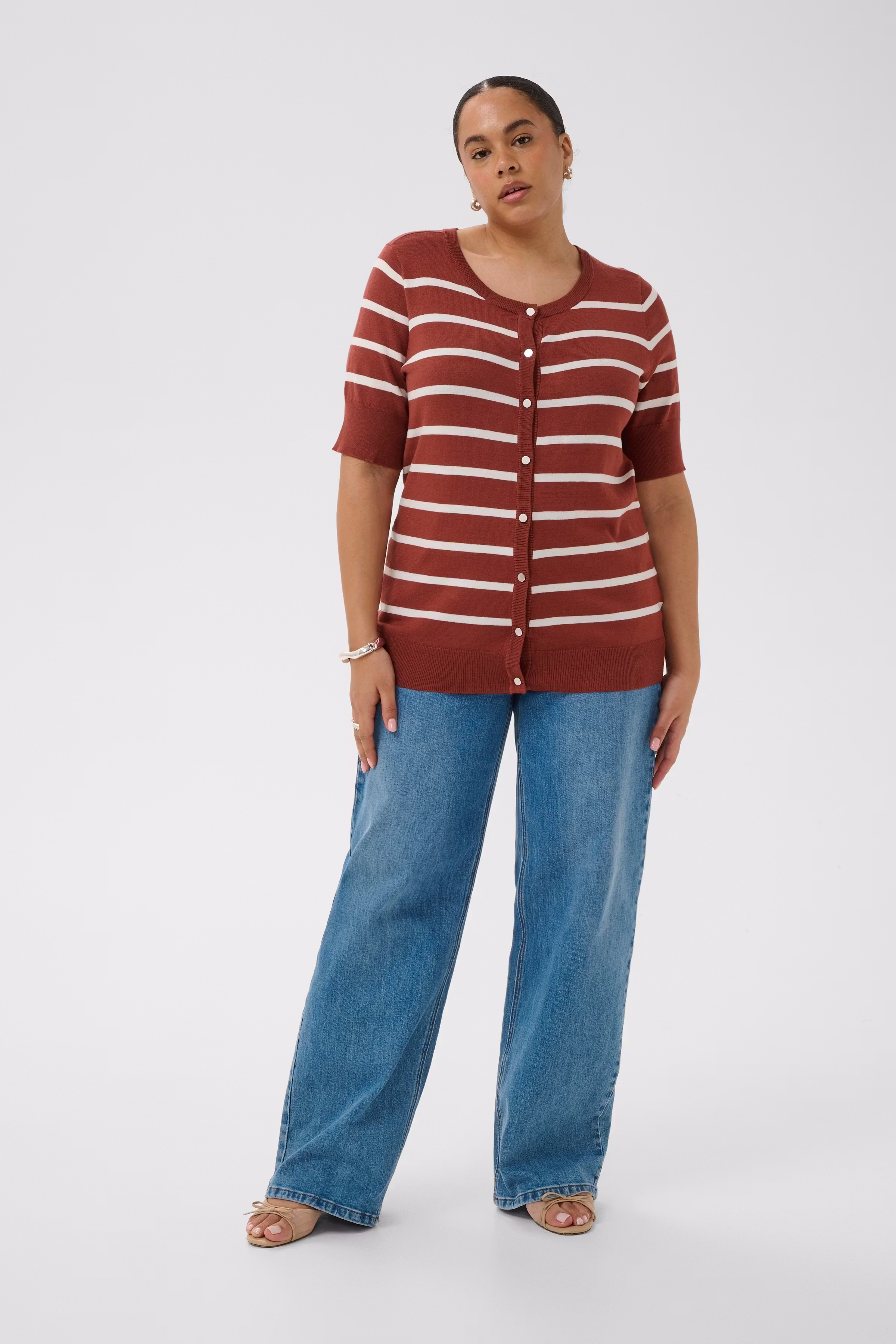 KClizzy Cardigan LOOKBOOK FRONT 10583105-109795