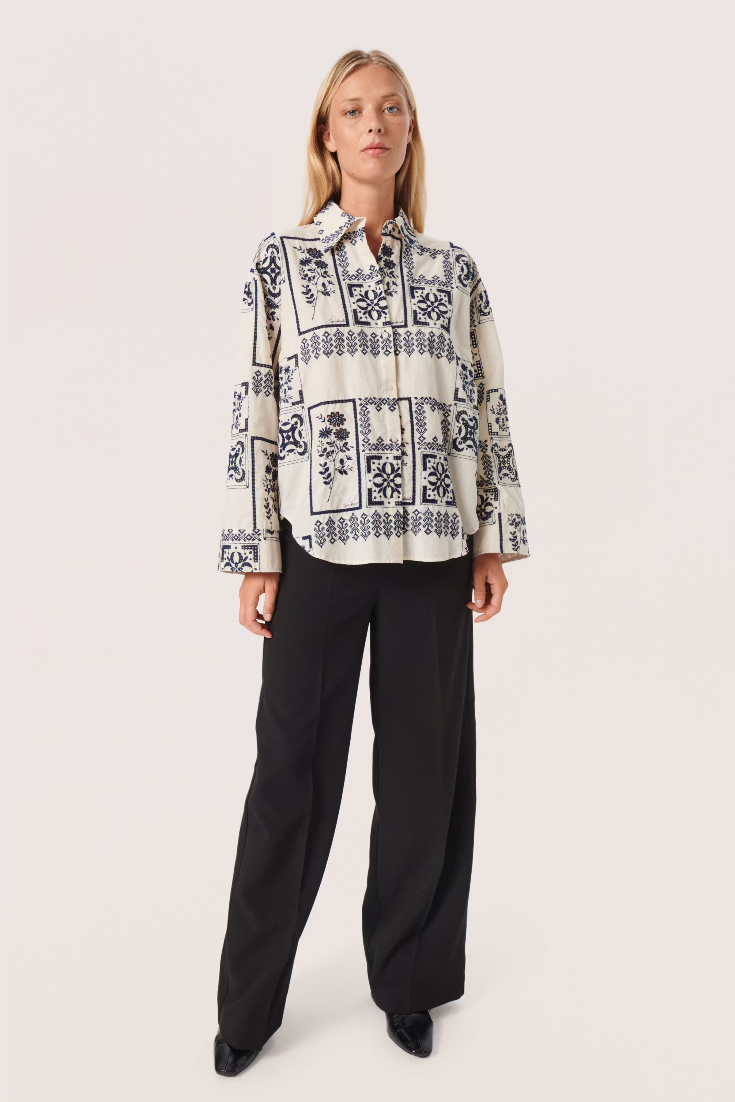 SLReesha Hemd LOOKBOOK FRONT 30407202-110701