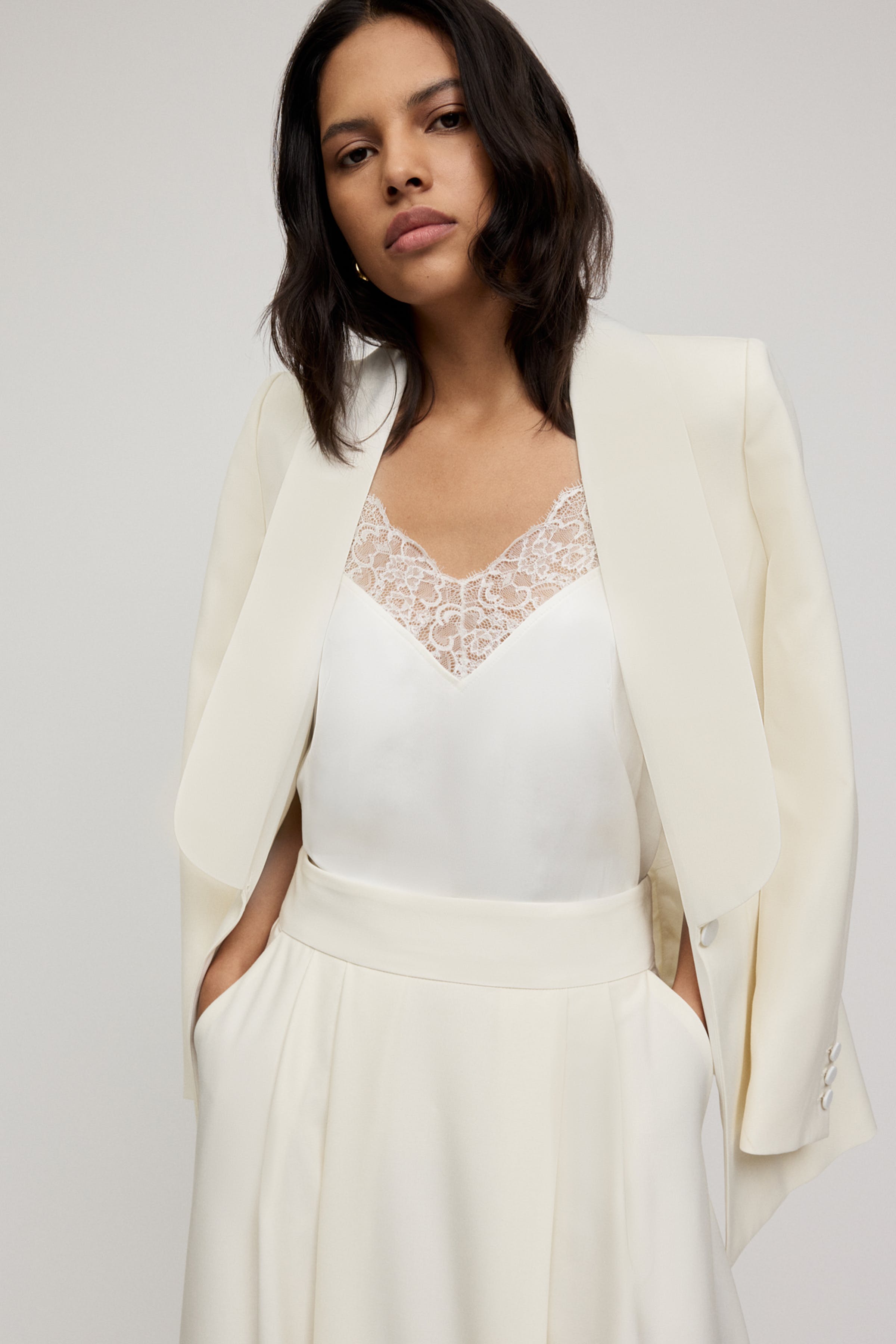 IOSusanna Skirt LOOKBOOK FRONT 30600438-WH010