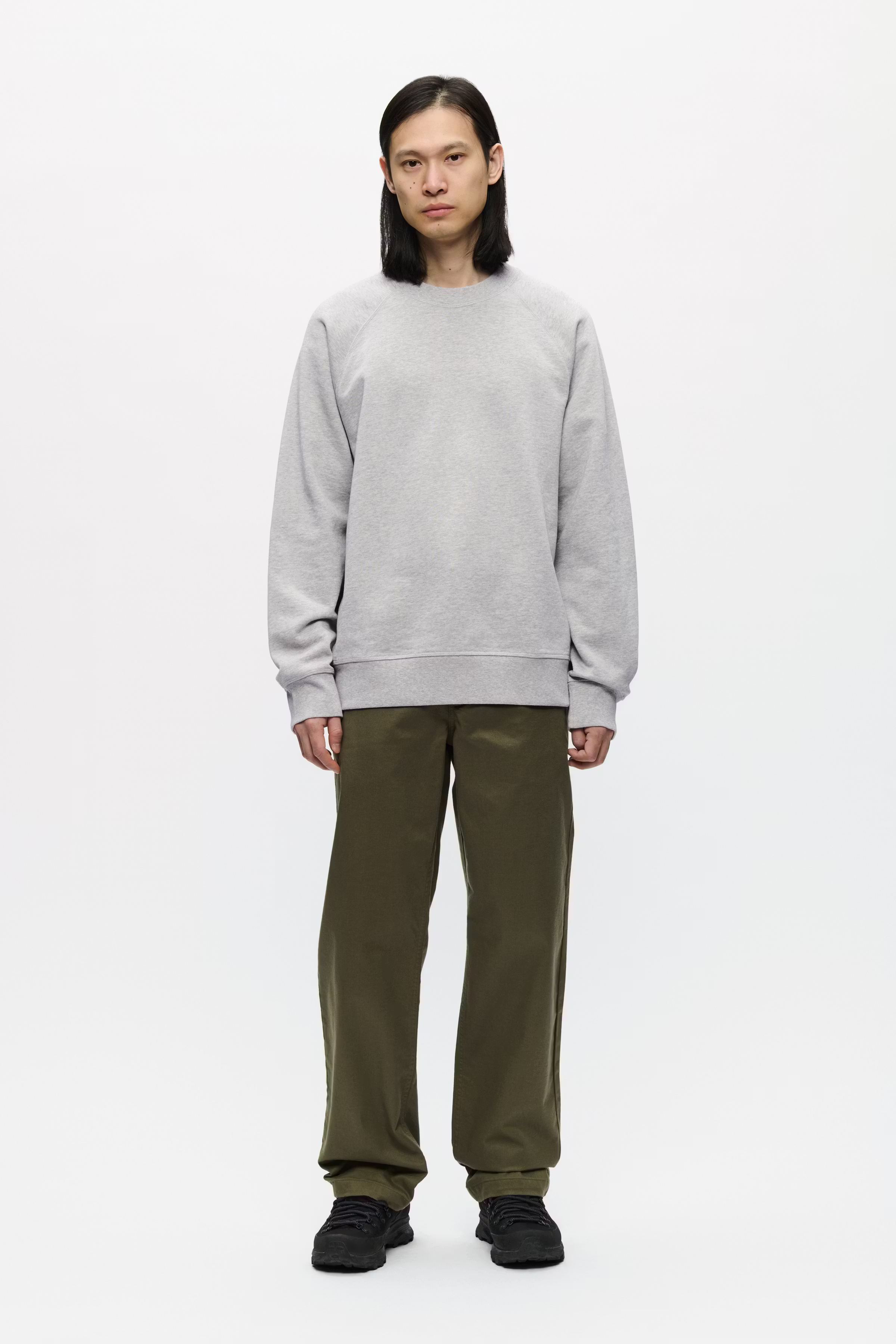 WWHester Sweatshirt LOOKBOOK FRONT 30251551-303736