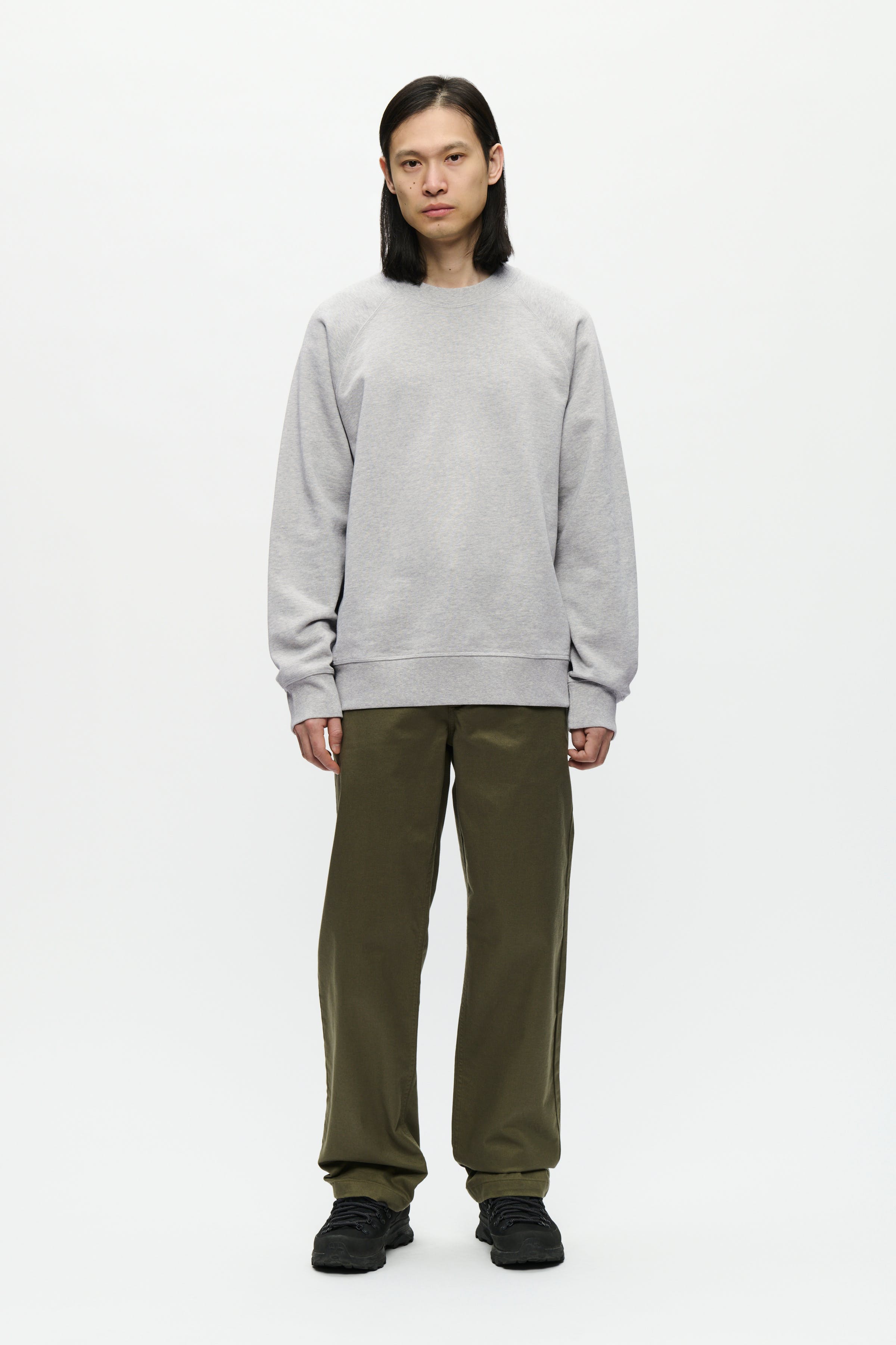 WWHester Sweatshirt LOOKBOOK FRONT 30251551-303736