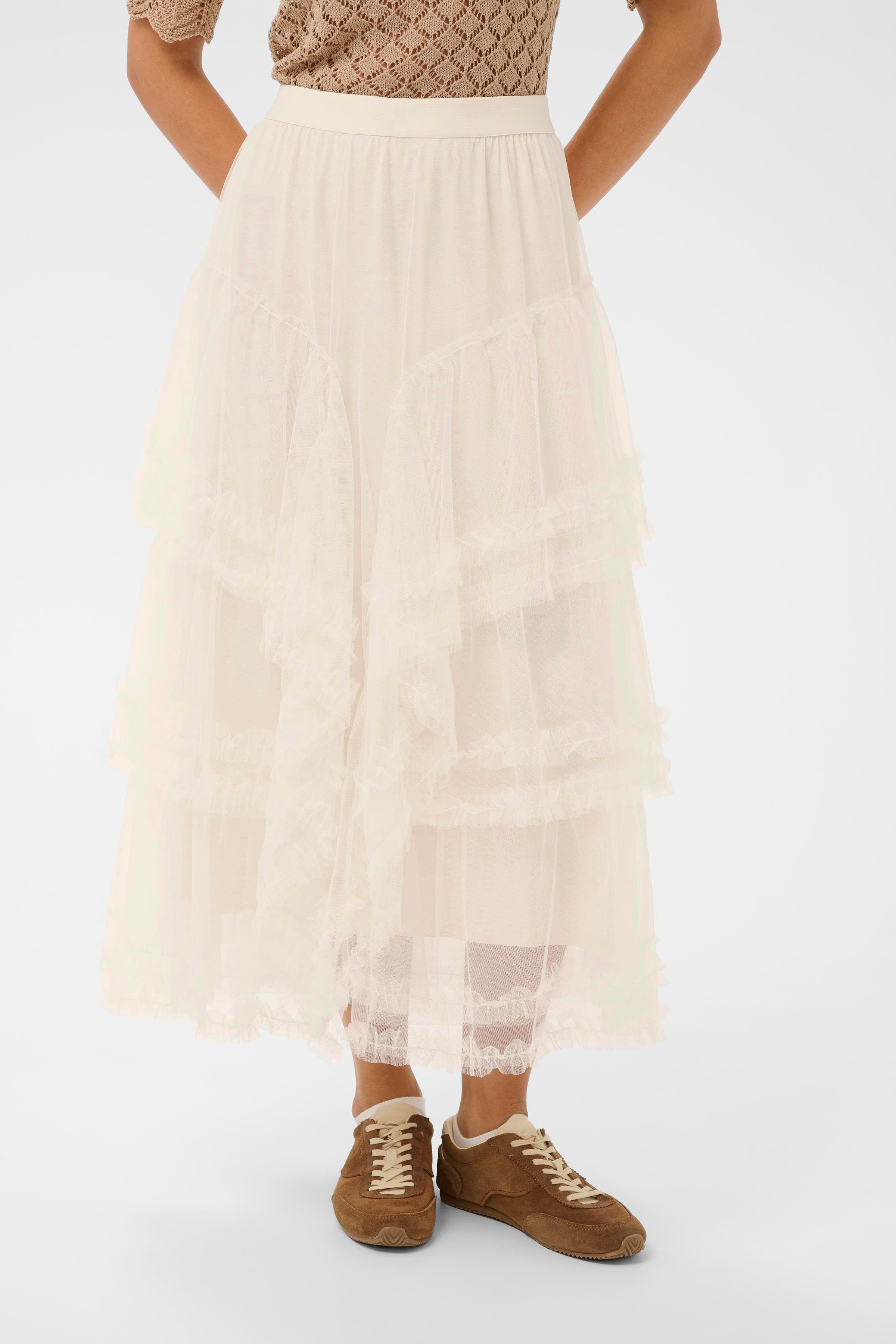 CRSissel Skirt LOOKBOOK FRONT 10614880-110701