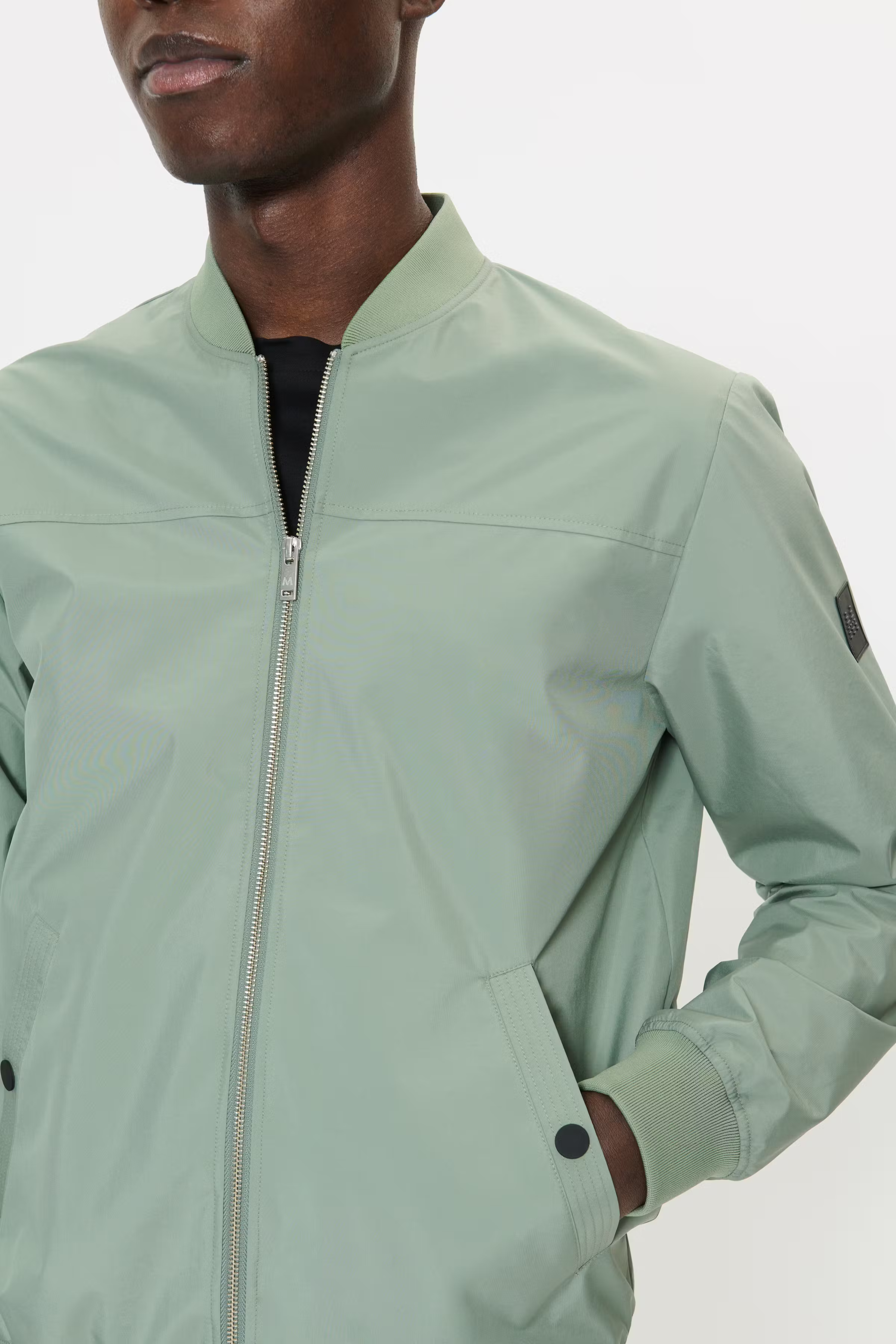 MAclay Bomber Jacket LOOKBOOK DETAIL 30205869-176212