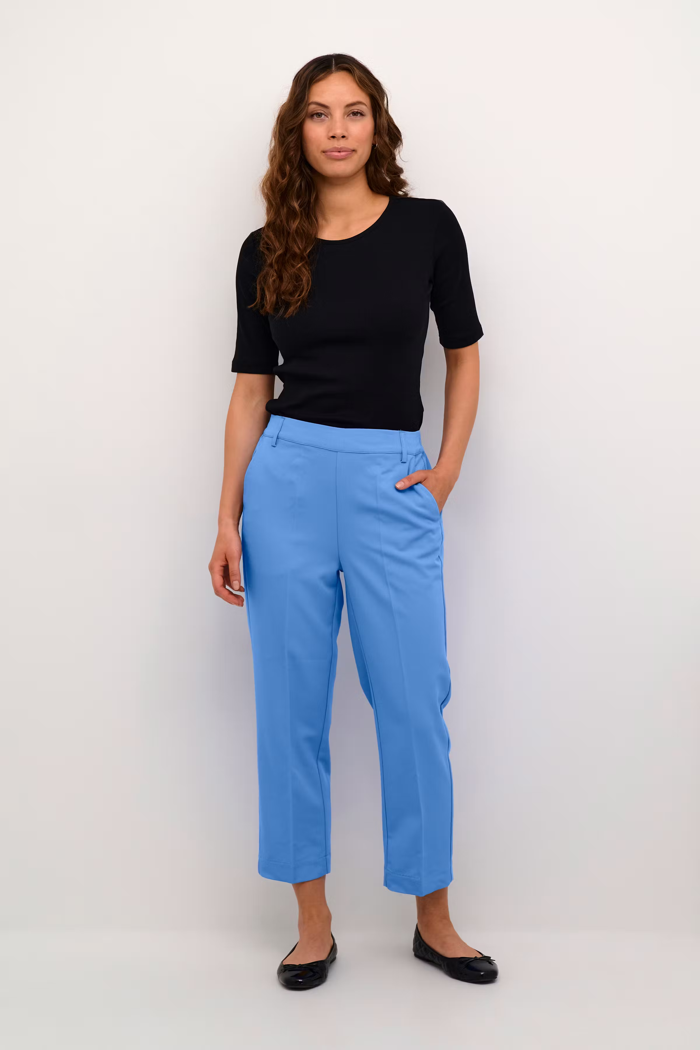 KAsakura Cropped Byxor LOOKBOOK FRONT 10506127-174037