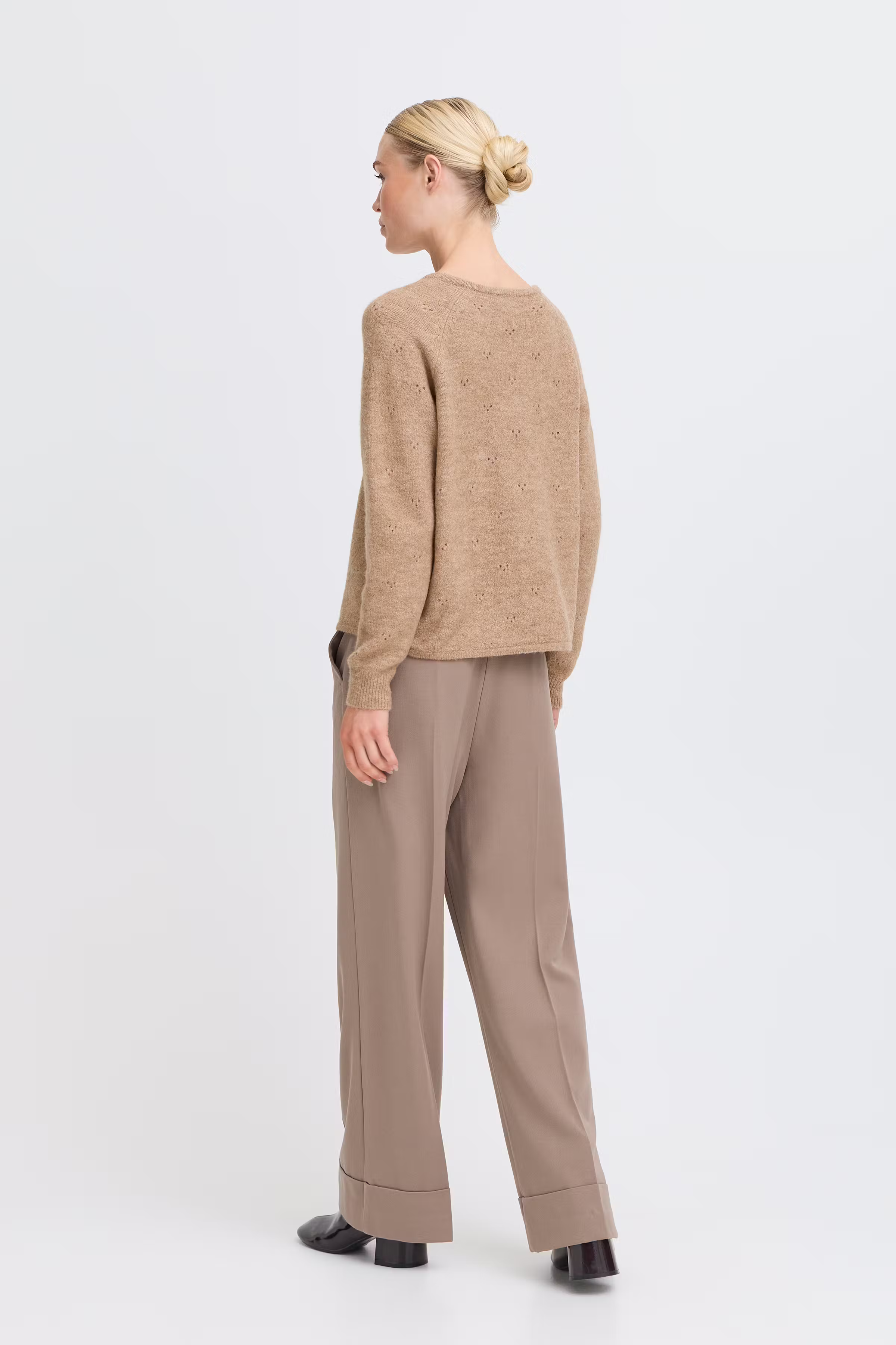 BYMONNA Pullover LOOKBOOK BACK 20817121-1811121