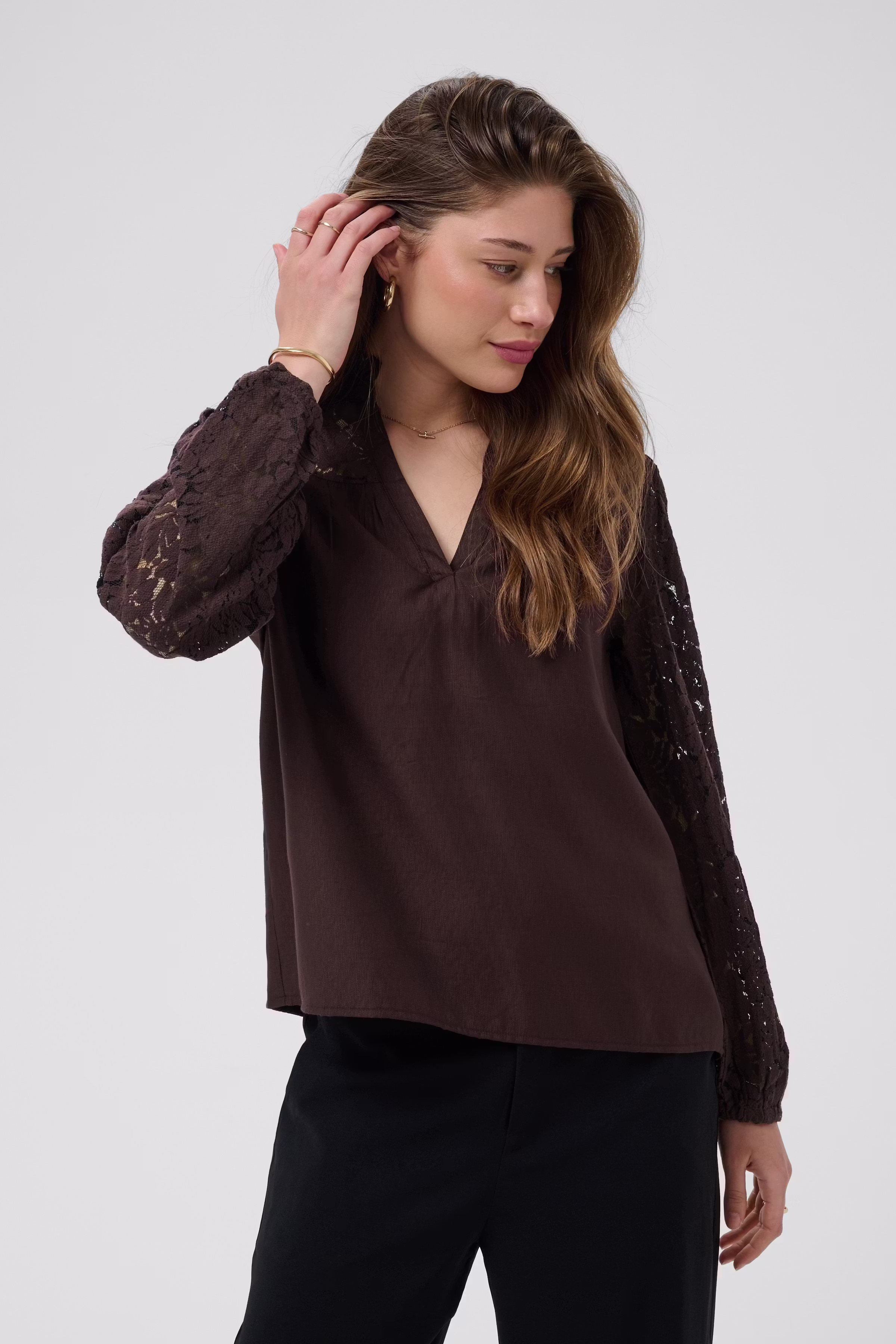 CRLiselin Bluse LOOKBOOK FRONT 10613845-191110