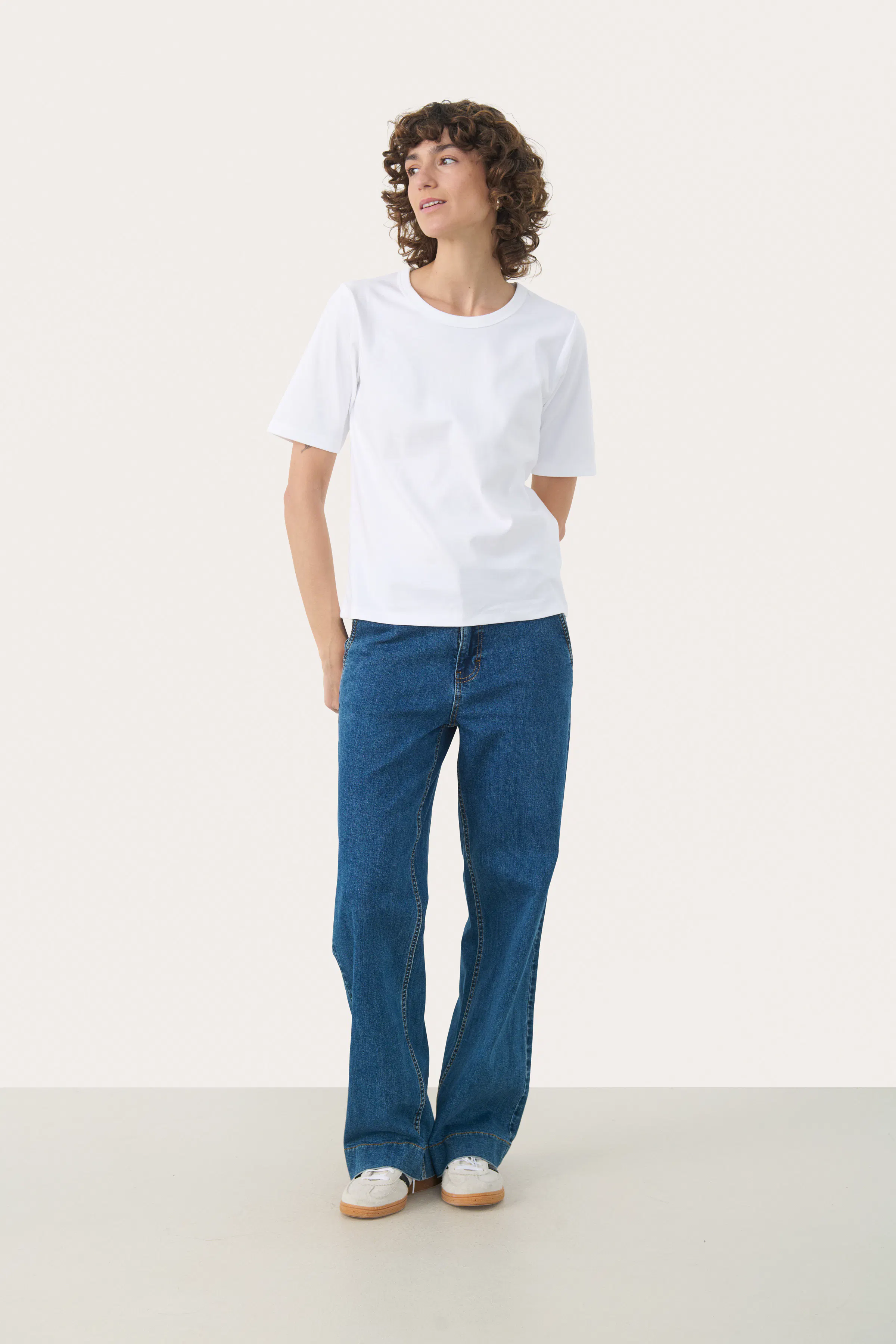 RatanaPW T-shirt LOOKBOOK FRONT 30309870-110601