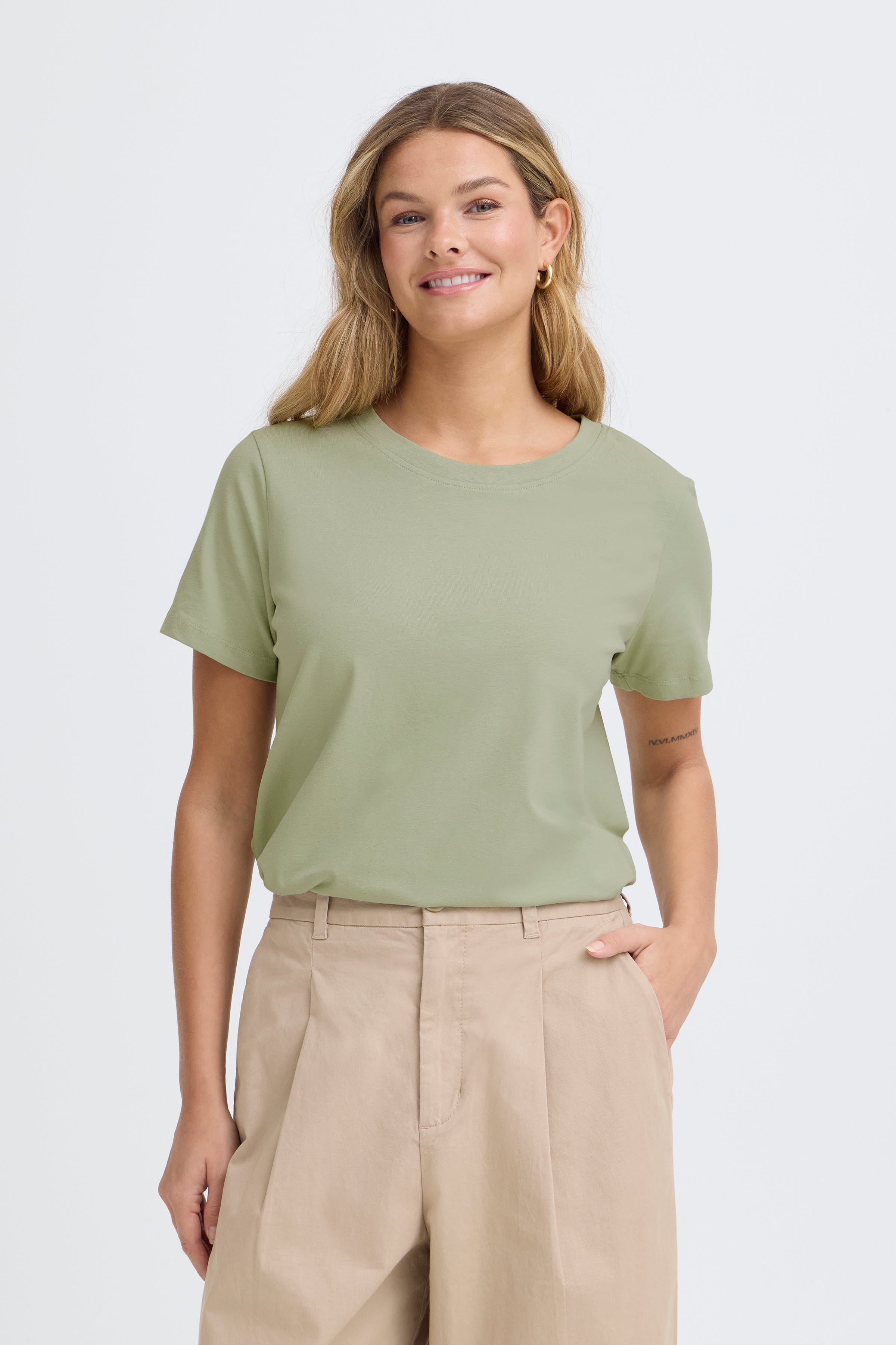 FRZASHOULDER T-shirt LOOKBOOK FRONT 20605388-160110