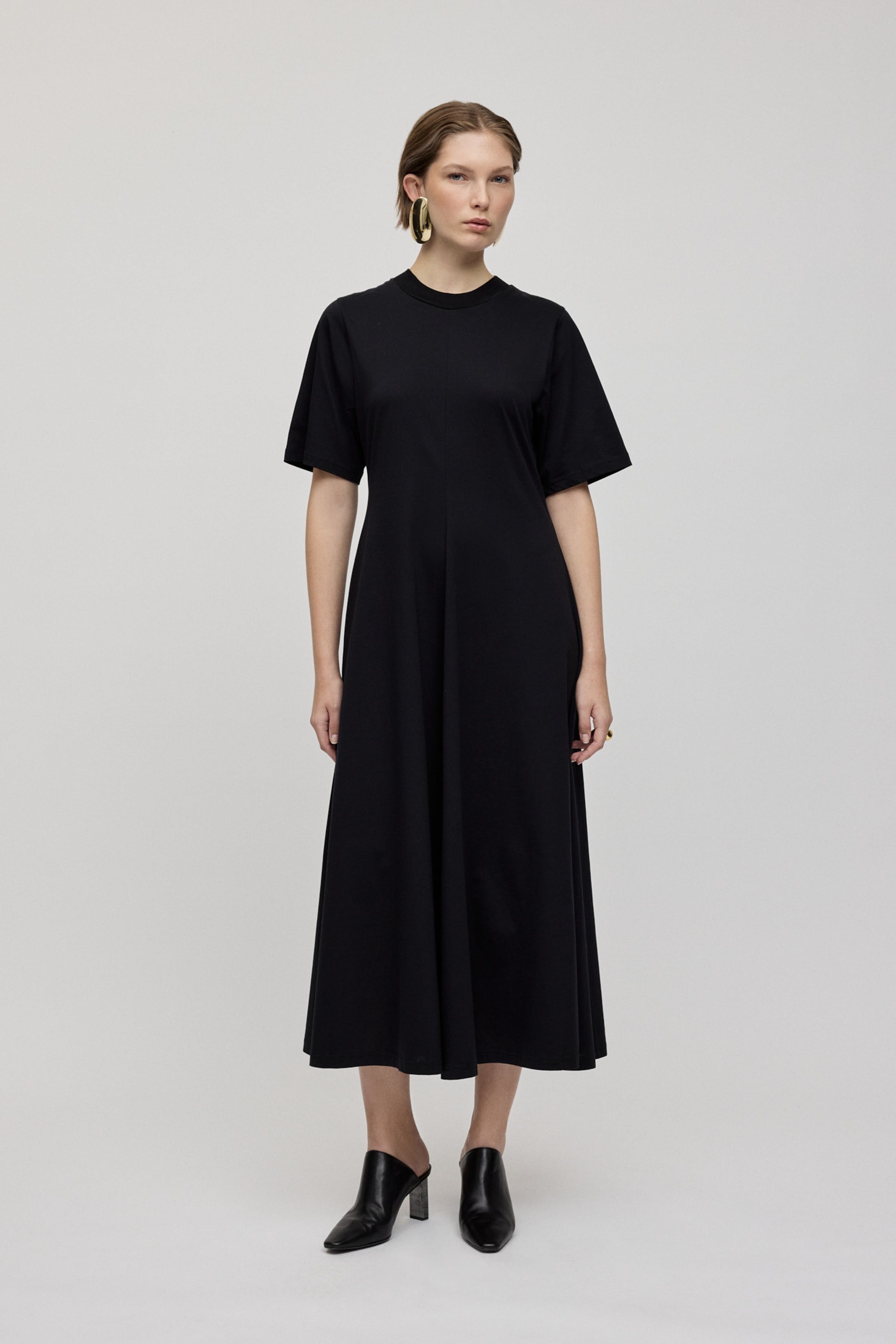 Franziska Kleid LOOKBOOK FRONT 30600558-BK999