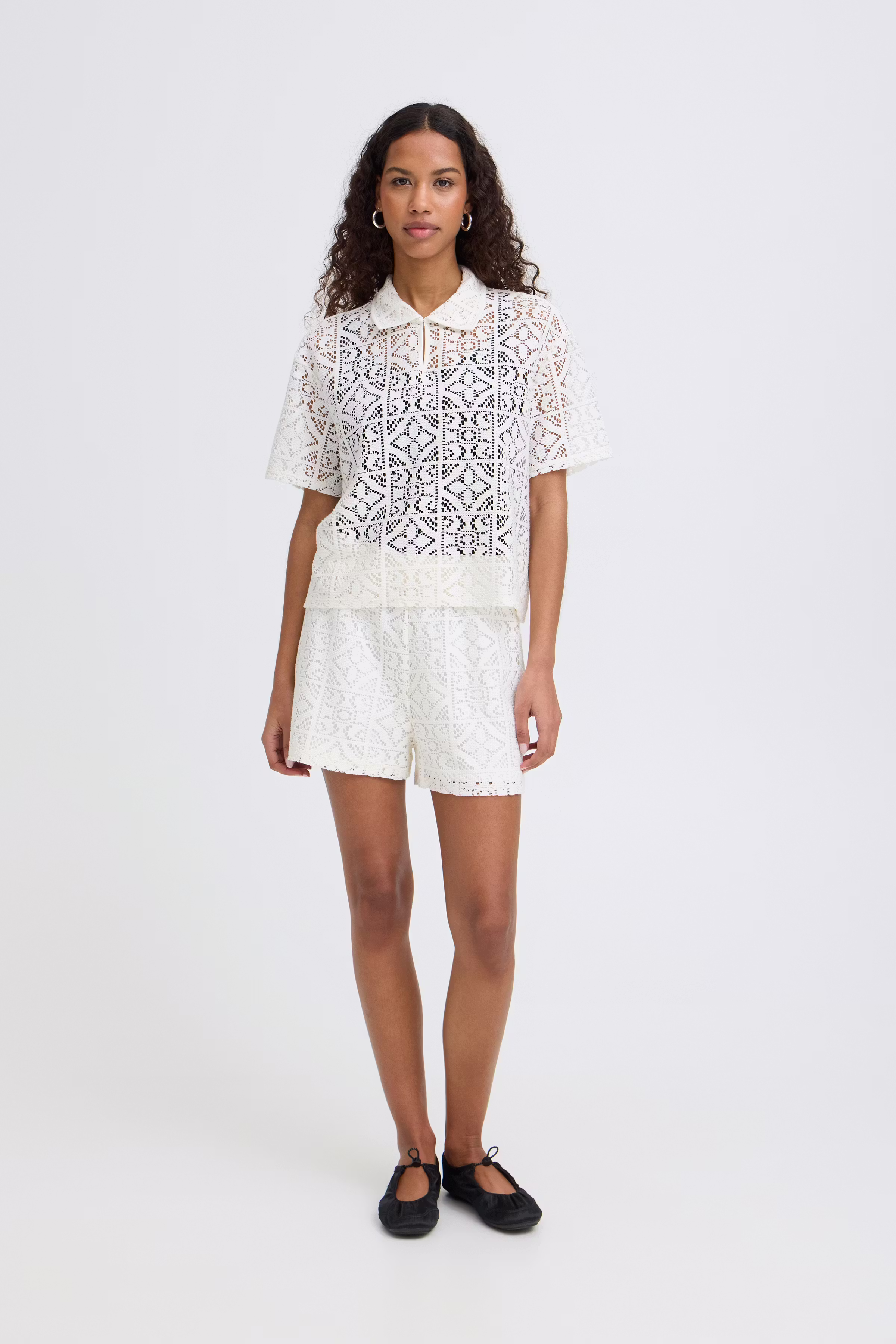 IHNAIMA T-shirt LOOKBOOK FRONT 20125459-114201