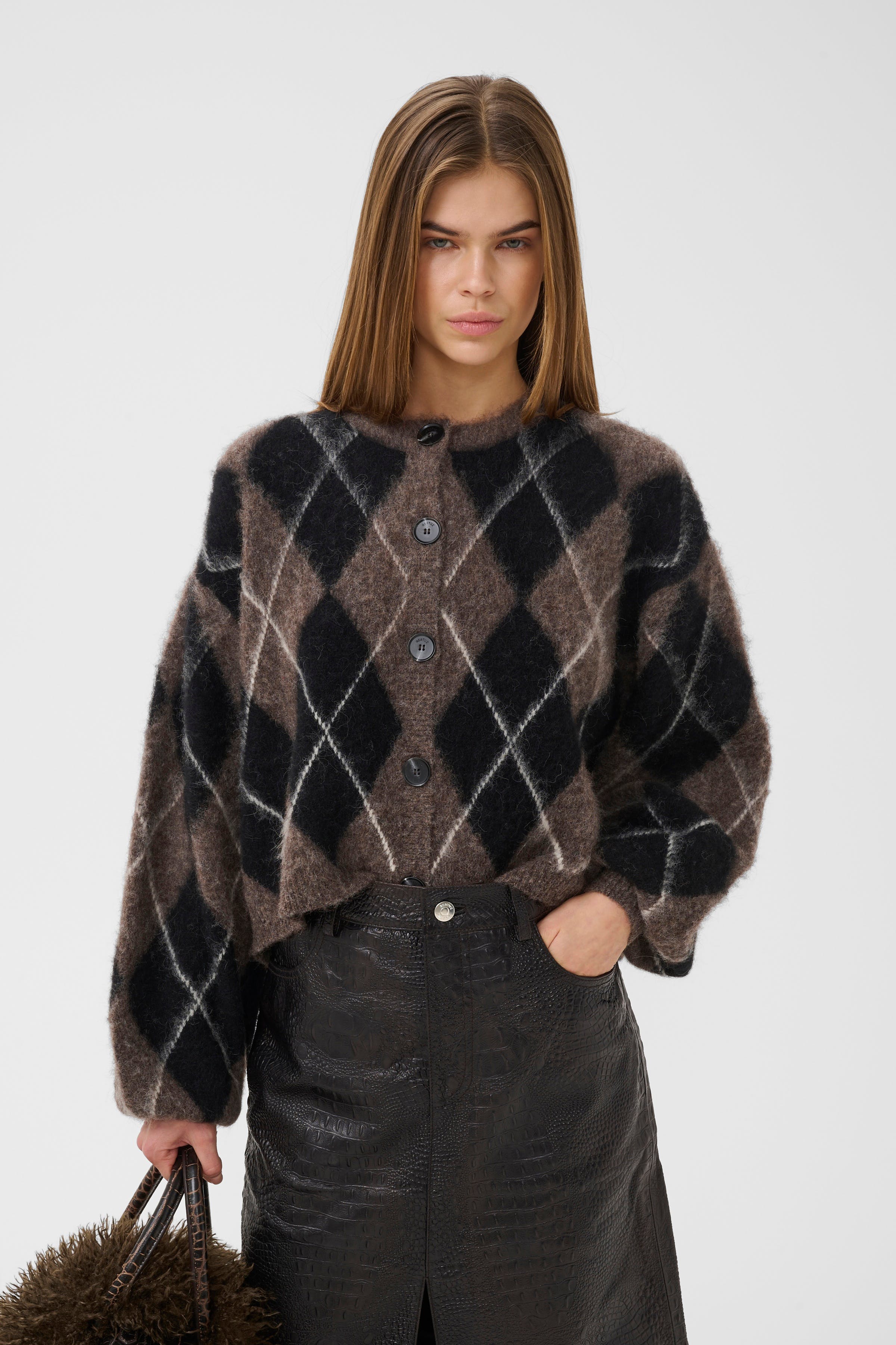 GZsida Cardigan LOOKBOOK FRONT 10911509-1000153