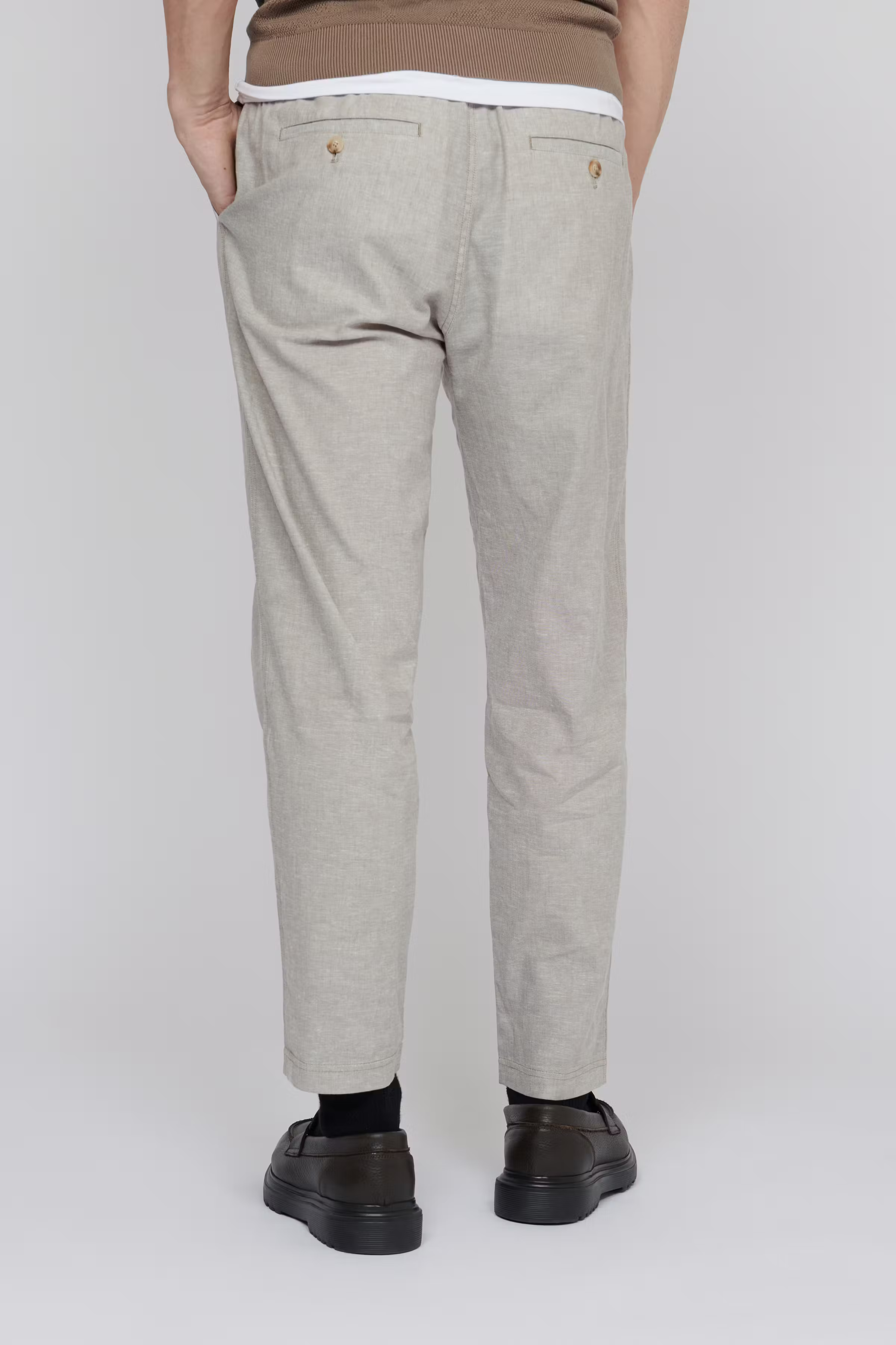 MAhart Hose LOOKBOOK BACK 30206751-161105