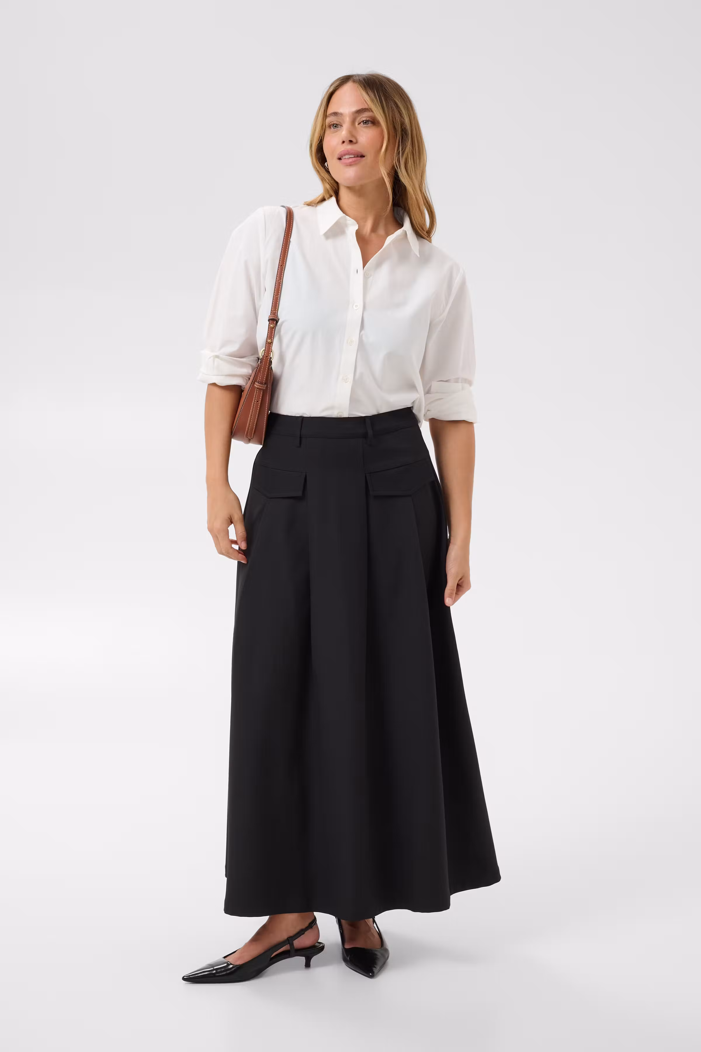 KAruna Skjørt LOOKBOOK FRONT 10512760-100121