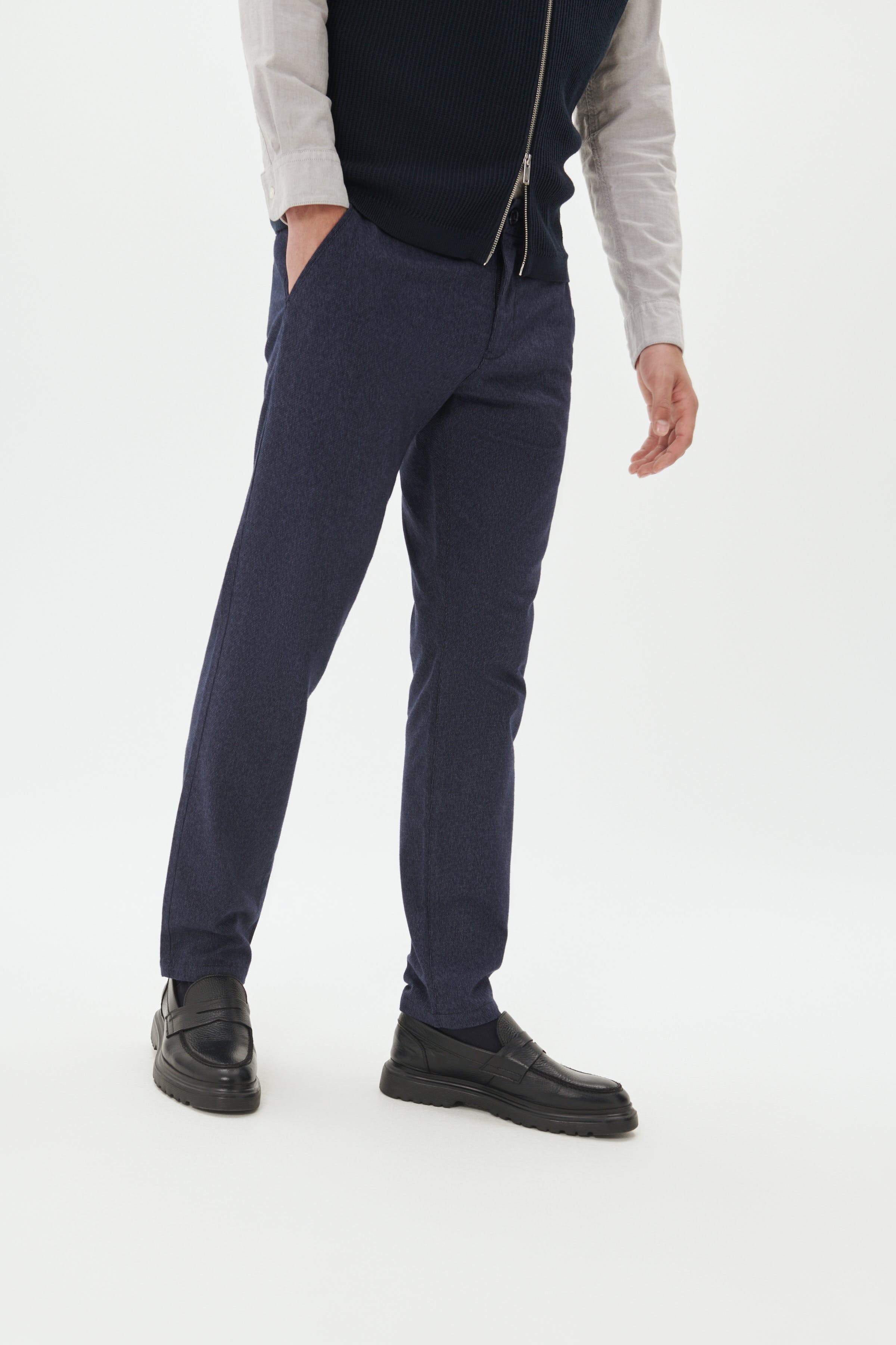 MAparker Byxor LOOKBOOK FRONT 30207462-194011