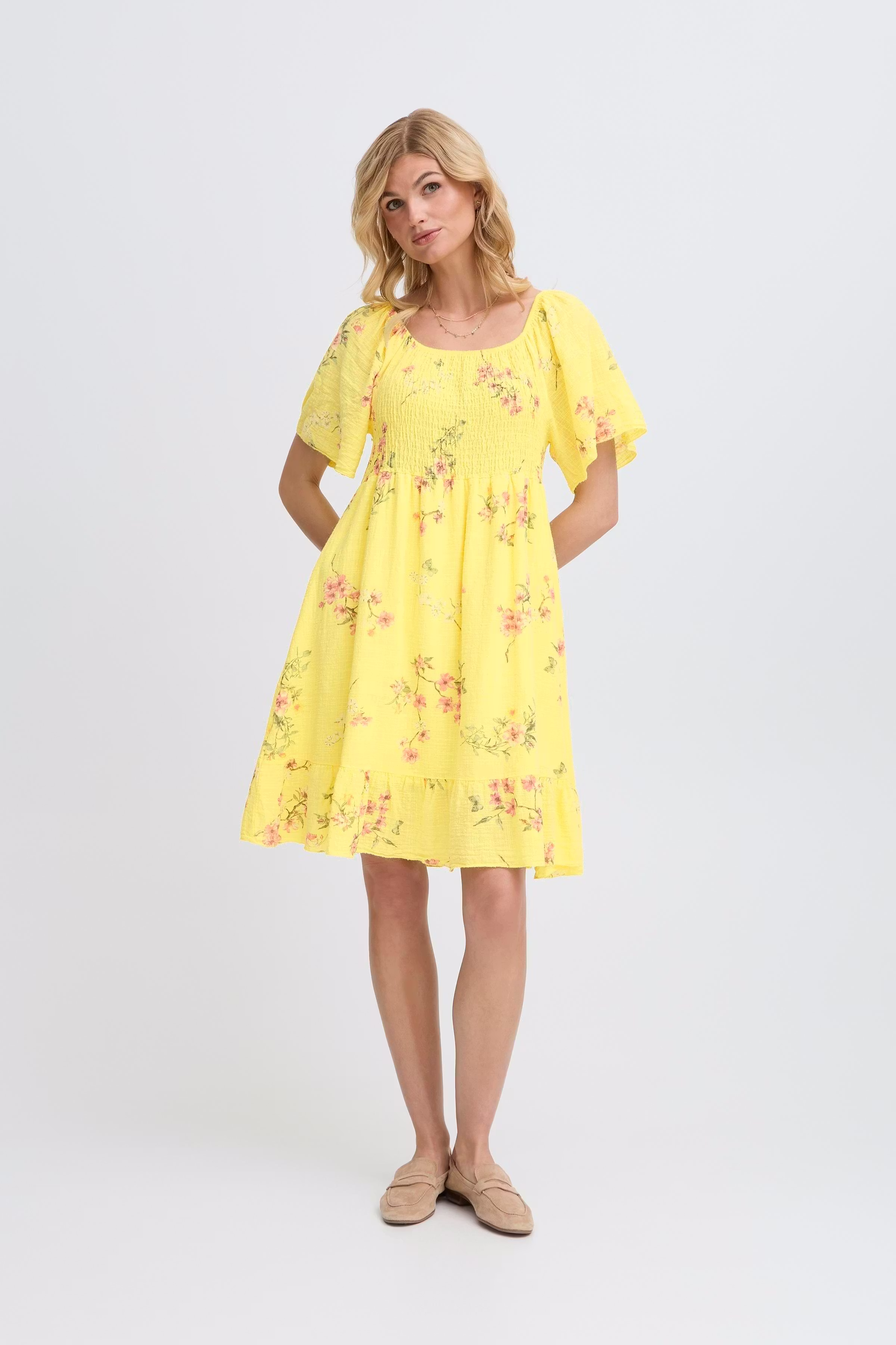 SBALEXA Kjole LOOKBOOK FRONT 22100968-120825