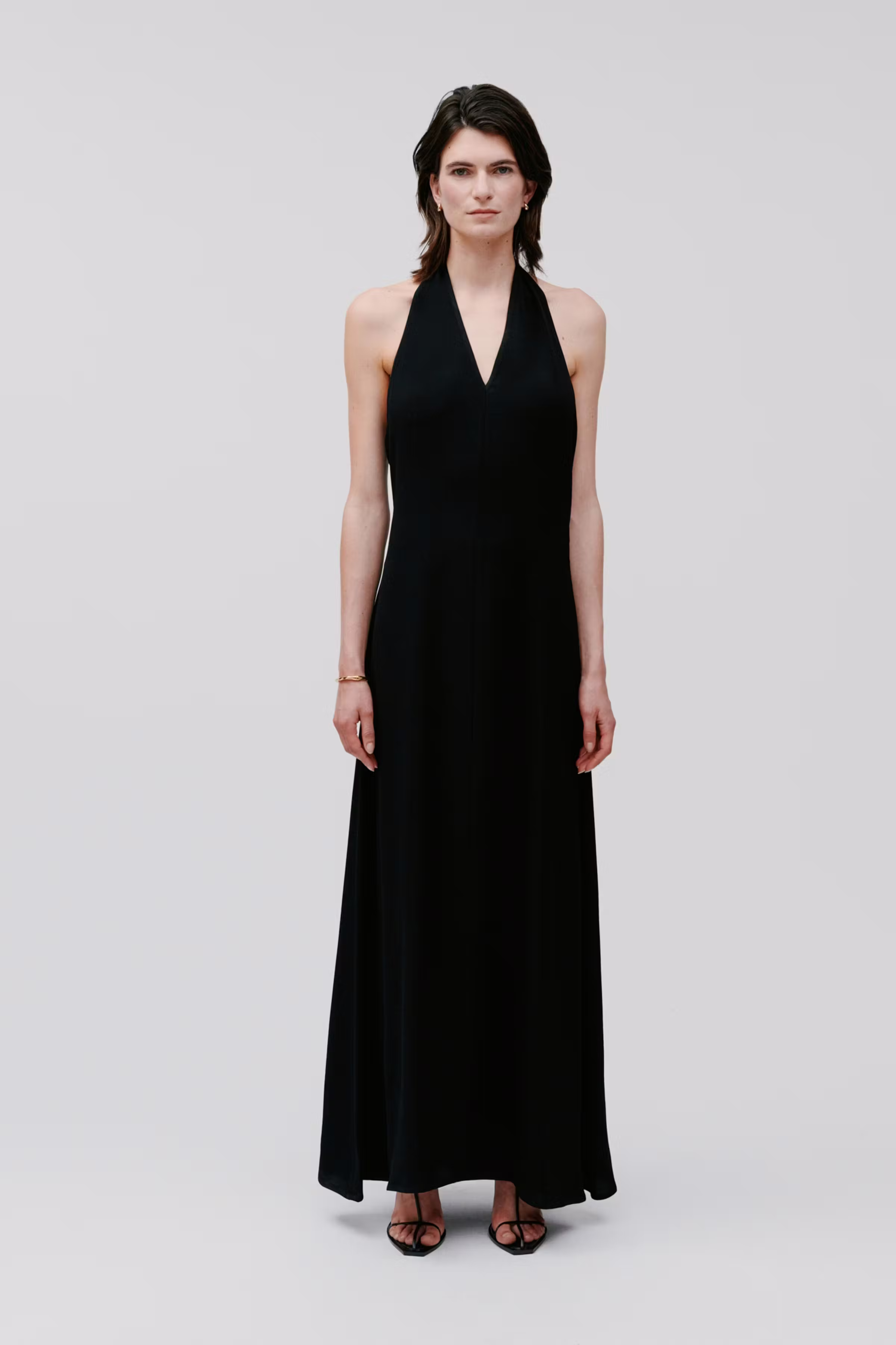 IONesta Dress LOOKBOOK FRONT 30600662-BK999